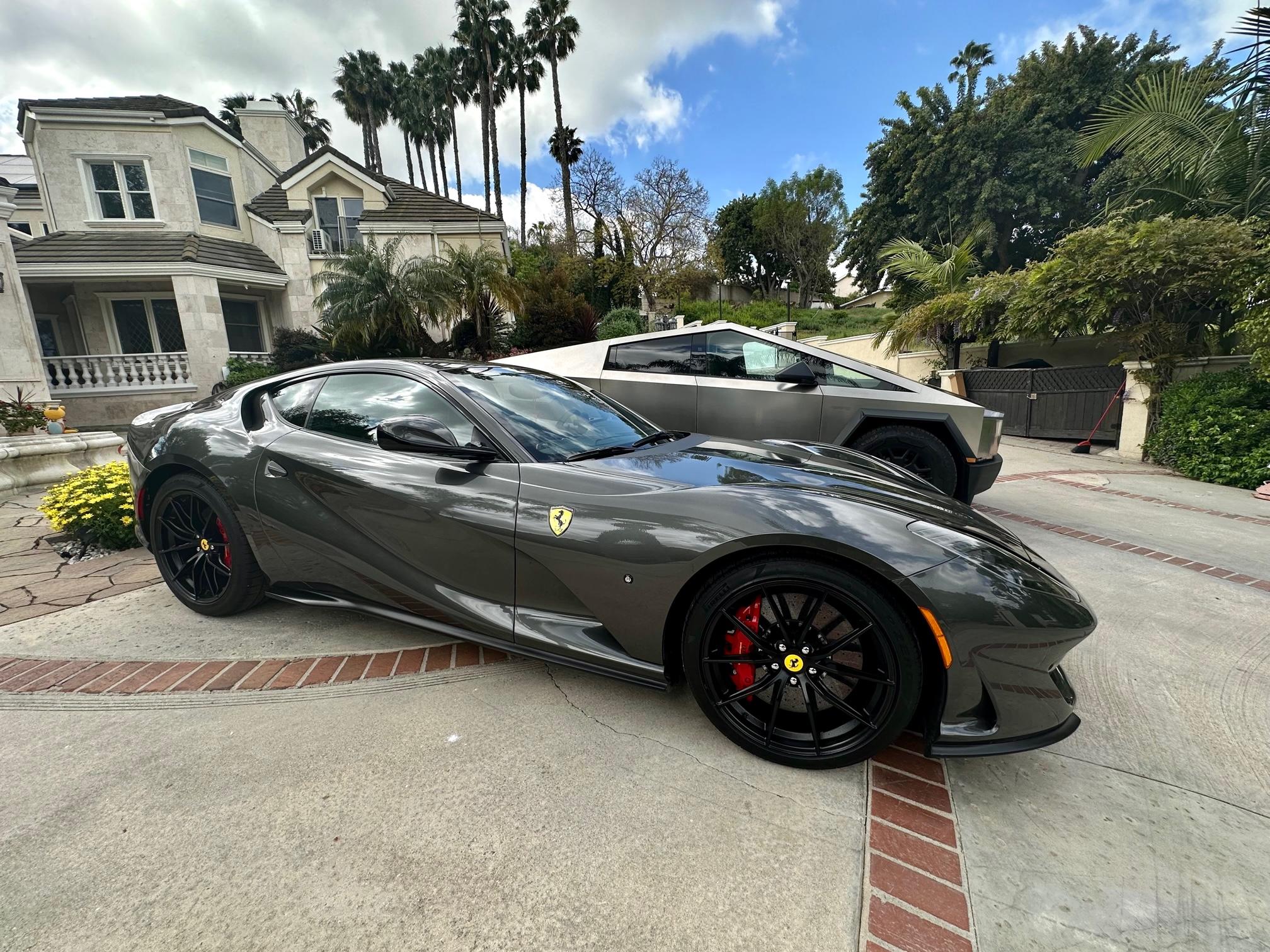 Tesla Cybertruck Cybertruck vs. Ferrari response from public IMG_1993