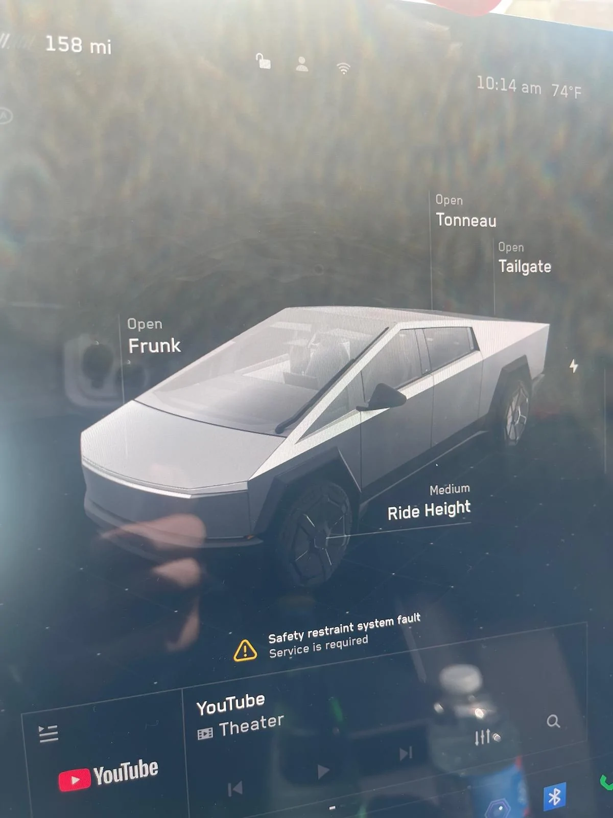 Tesla Cybertruck Safety restraint system fault IMG_0229
