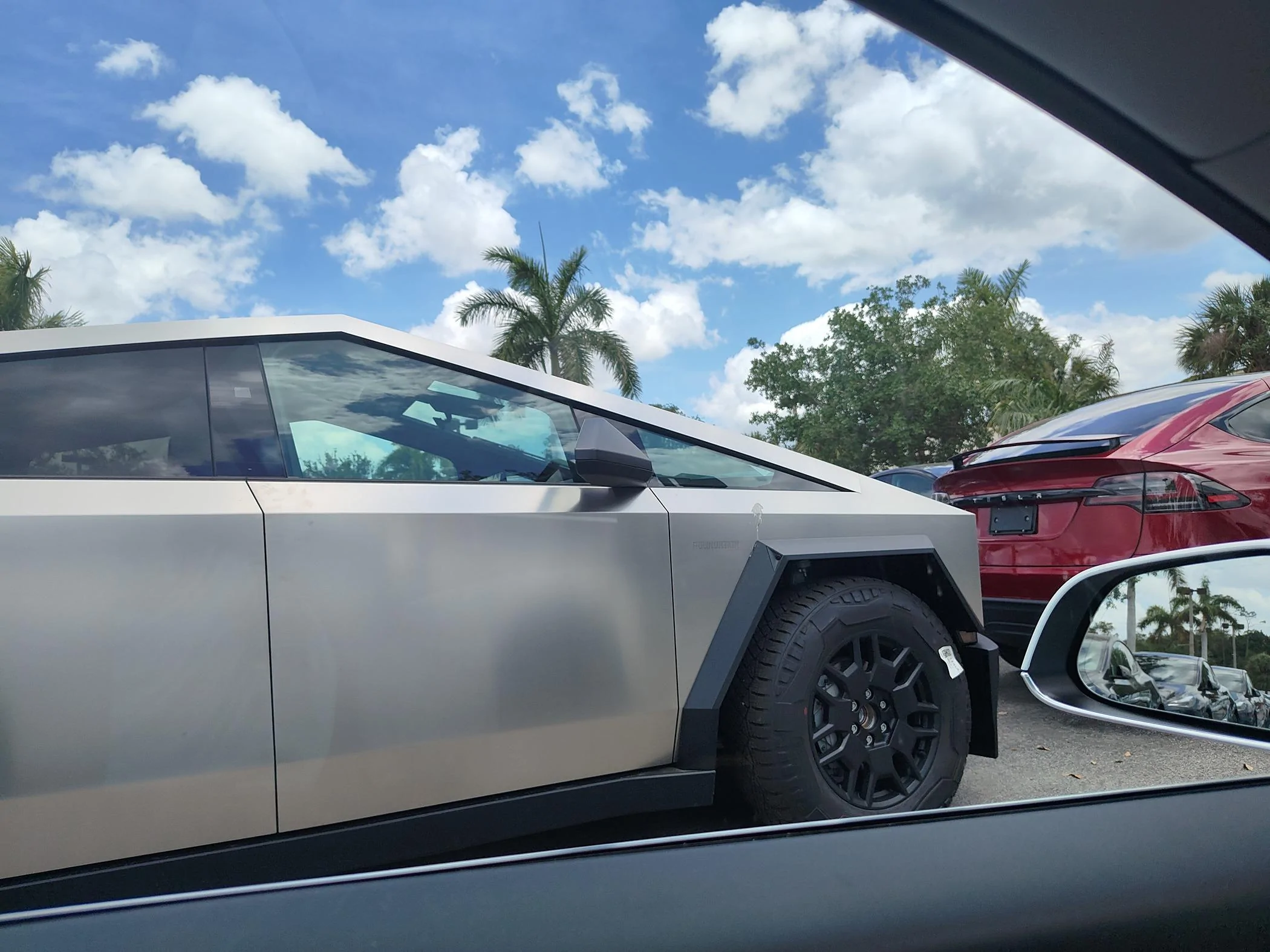 Tesla Cybertruck Just went to attempt to pick up my CT IMG_20240427_131253