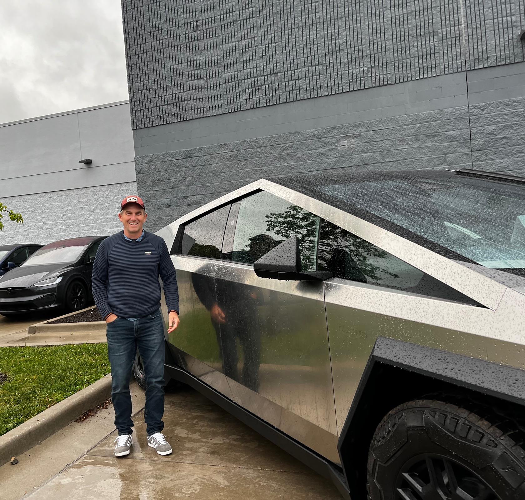 Tesla Cybertruck Took Delivery 4/25/24 wiper motor went out 40 miles later on way home in pouring rain! IMG_6226