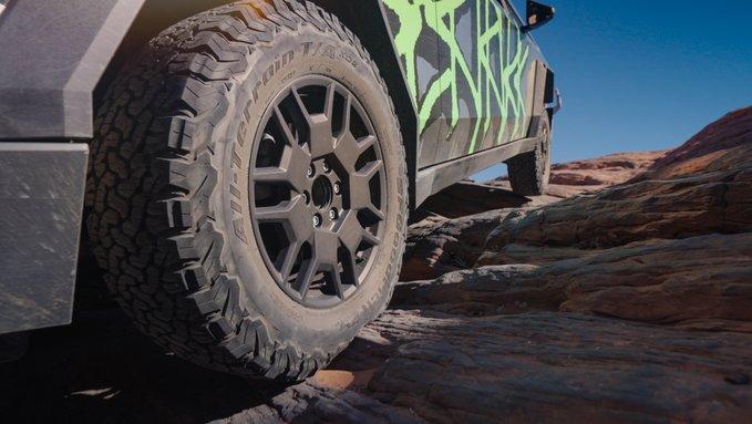 Tesla Cybertruck Update Preview: Locking Diffs (Differentials), New Off-Road Modes “Gravel / Deep Snow” & More Coming to Cybertruck! GMVbcTFWgAAOeLo?format=jpg&name=small