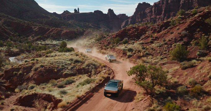 Tesla Cybertruck Update Preview: Locking Diffs (Differentials), New Off-Road Modes “Gravel / Deep Snow” & More Coming to Cybertruck! GMVbcTNWEAAL8q0?format=jpg&name=small
