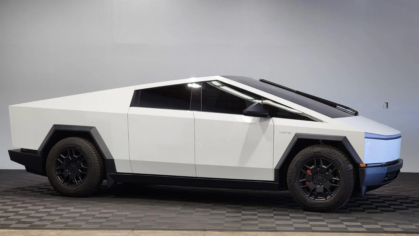 Tesla Cybertruck STEK Dynowhite PPF, Tint, Ceramic Coating, Red Painted Brake Calipers, the whole shibang - Utah Passenger