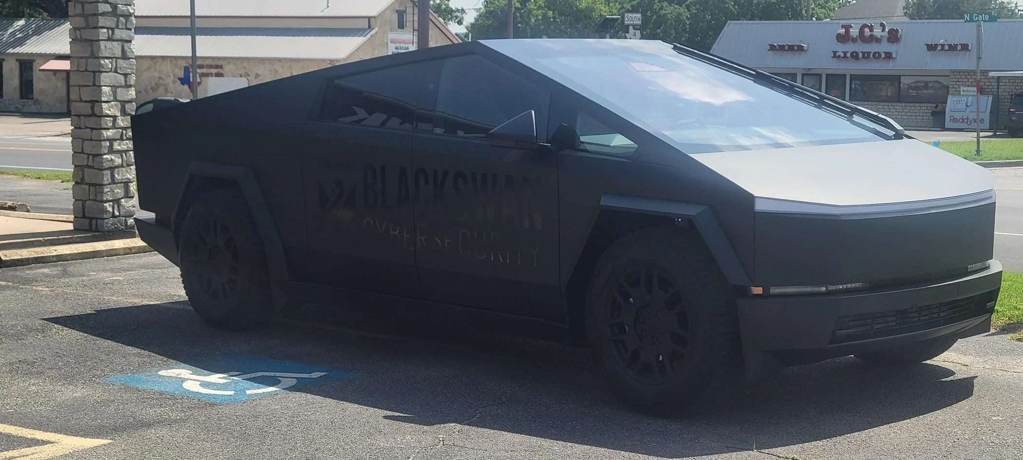 Tesla Cybertruck VIN received in Dallas, TX 1000005564