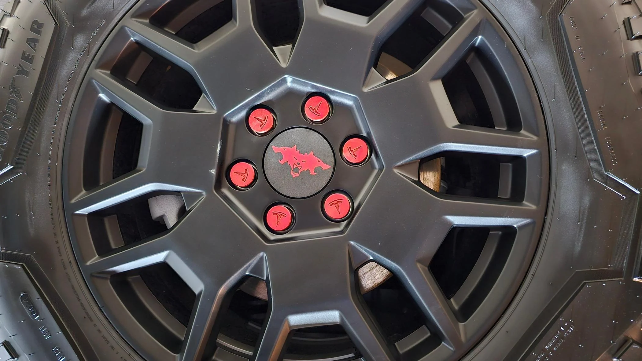 Tesla Cybertruck 3D Printable Lug Nut Cover SPIKES - For a Tougher Look! 20240429_213051