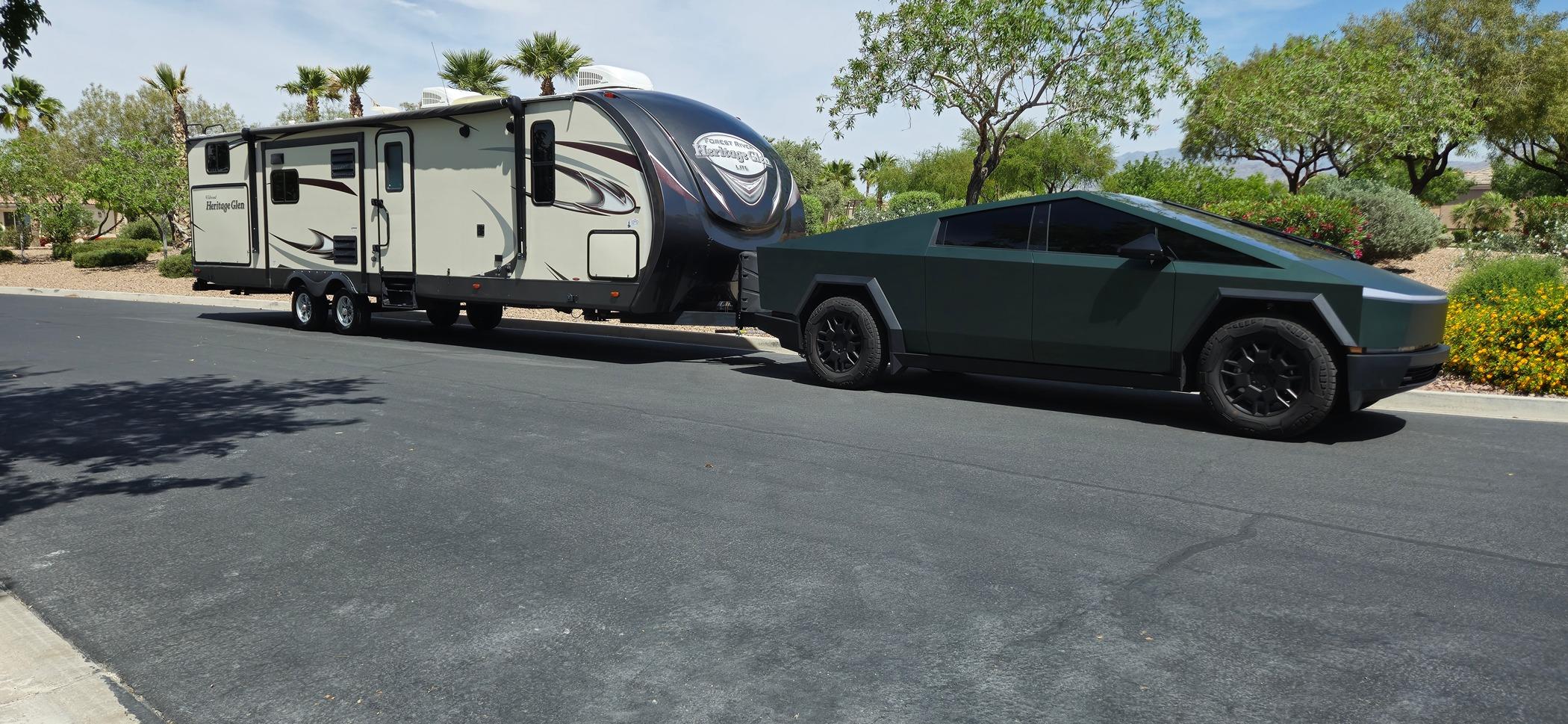 Tesla Cybertruck Running sound system from Cybertruck for Mobile DJ Setup 1000008092