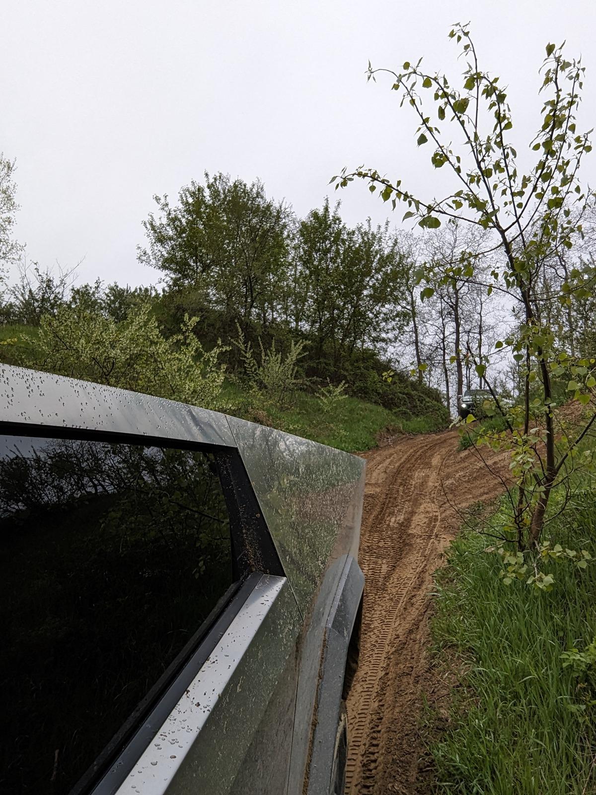 Tesla Cybertruck Hummer and Cybertruck hit up off-road park PXL_20240505_162037576