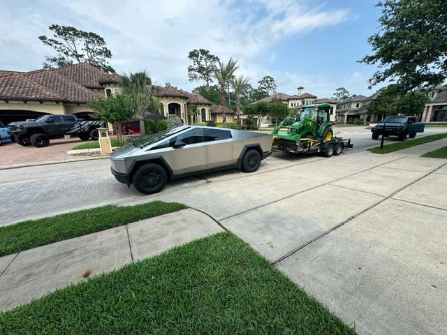 Tesla Cybertruck 🦾 Cybertruck doing truck stuff!  Post your photos! JD at hom