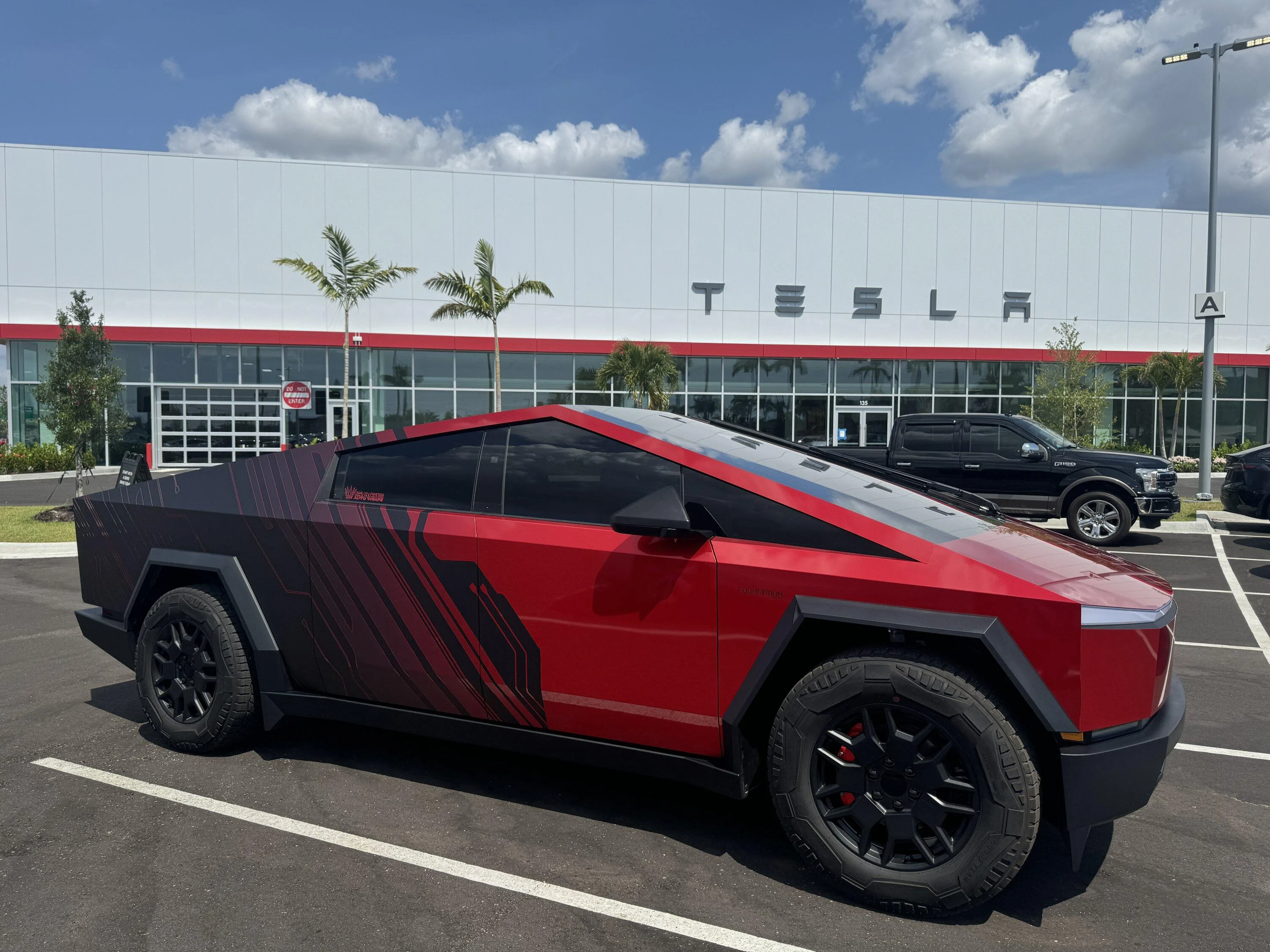 Tesla Cybertruck My CyberTruck and brakes calipers wrapped + windows tinted IMG_3192