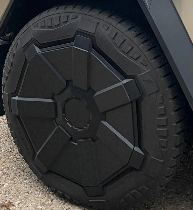 Tesla Cybertruck Breaking: Tactical Grey Interior + 20" Core Wheel Design and Aero Cover for Foundation Series Cybertruck IMG_2638