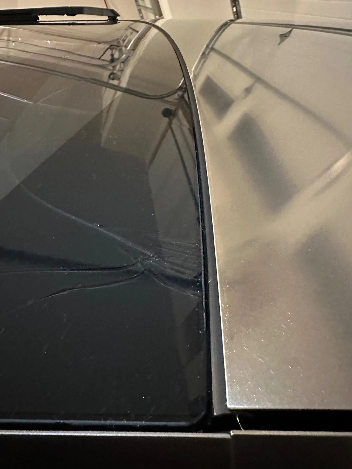 Tesla Cybertruck Windshield cracked on delivery day IMG_3432