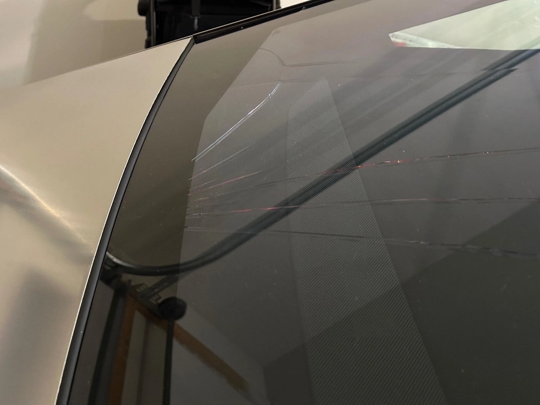 Tesla Cybertruck Windshield cracked on delivery day IMG_3425