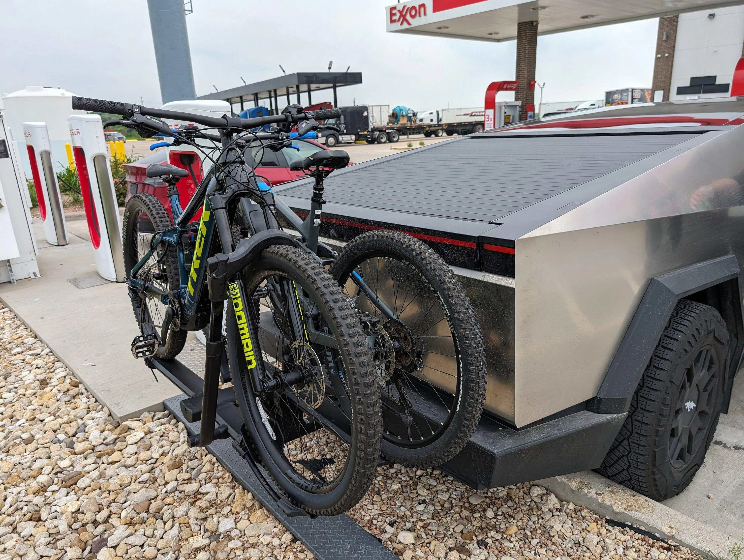 Tesla Cybertruck Road trip: TX to MN in Cyberbeast with bike carrier. It’s a road tripping beast. 1000002733