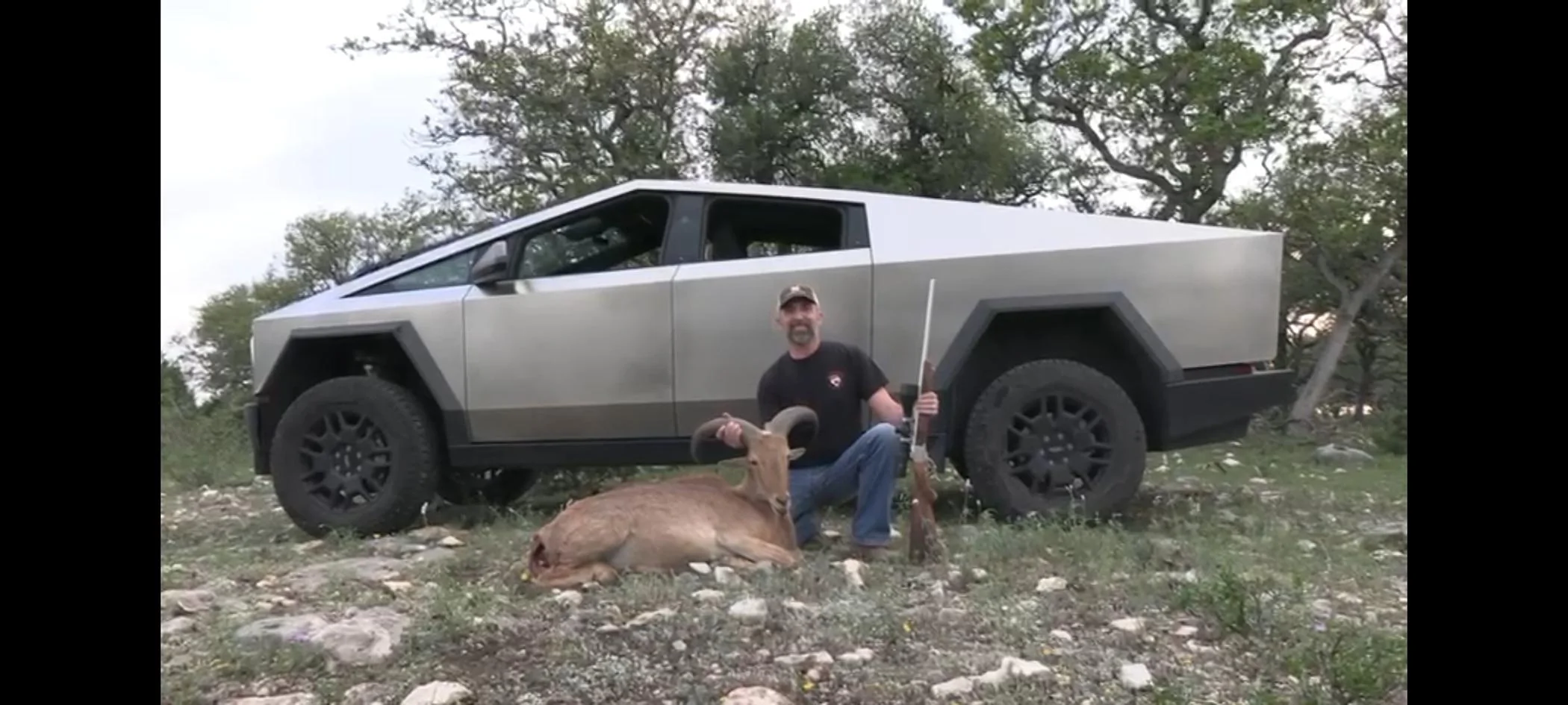 Tesla Cybertruck Cybertruck Goes Hunting 1000049078