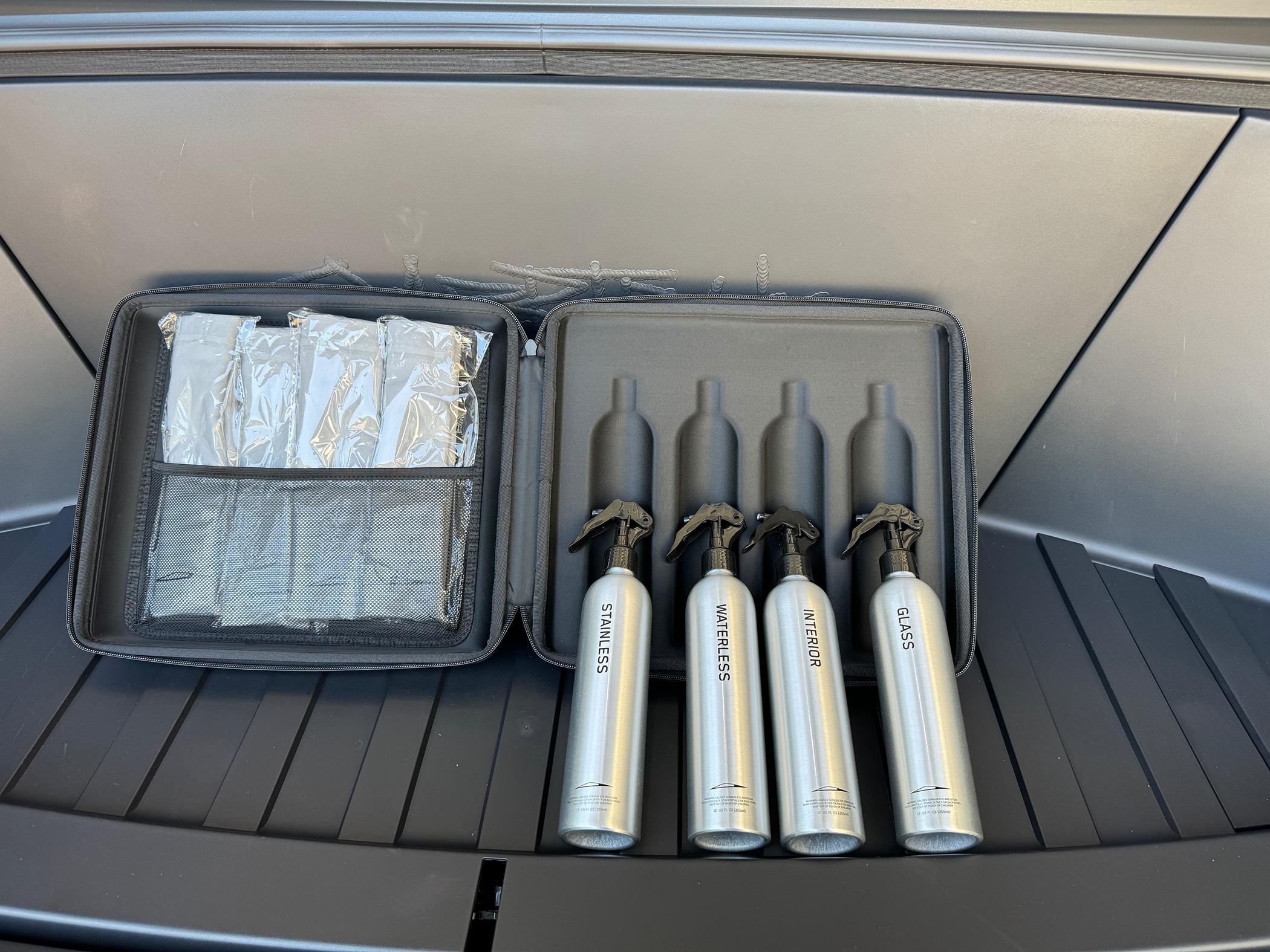 Tesla Cybertruck Cybertruck Cleaning Kit Received IMG_0994