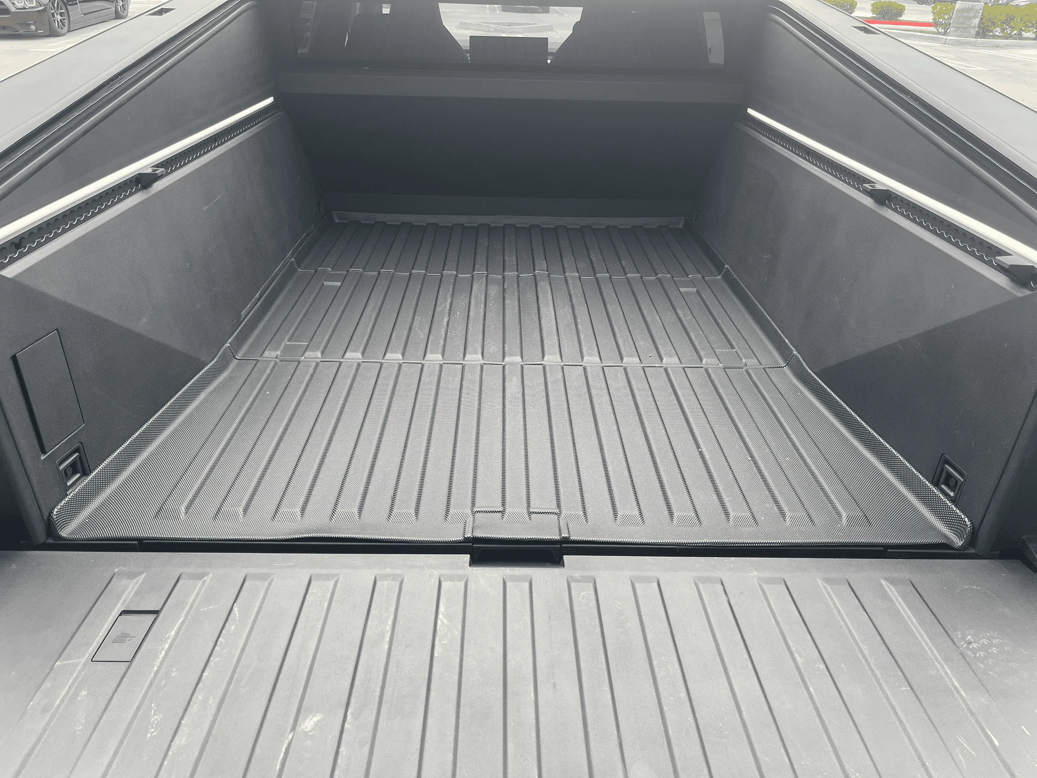 Tesla Cybertruck Aftermarket bed liner - best recommendations? tempImageZOHyzx