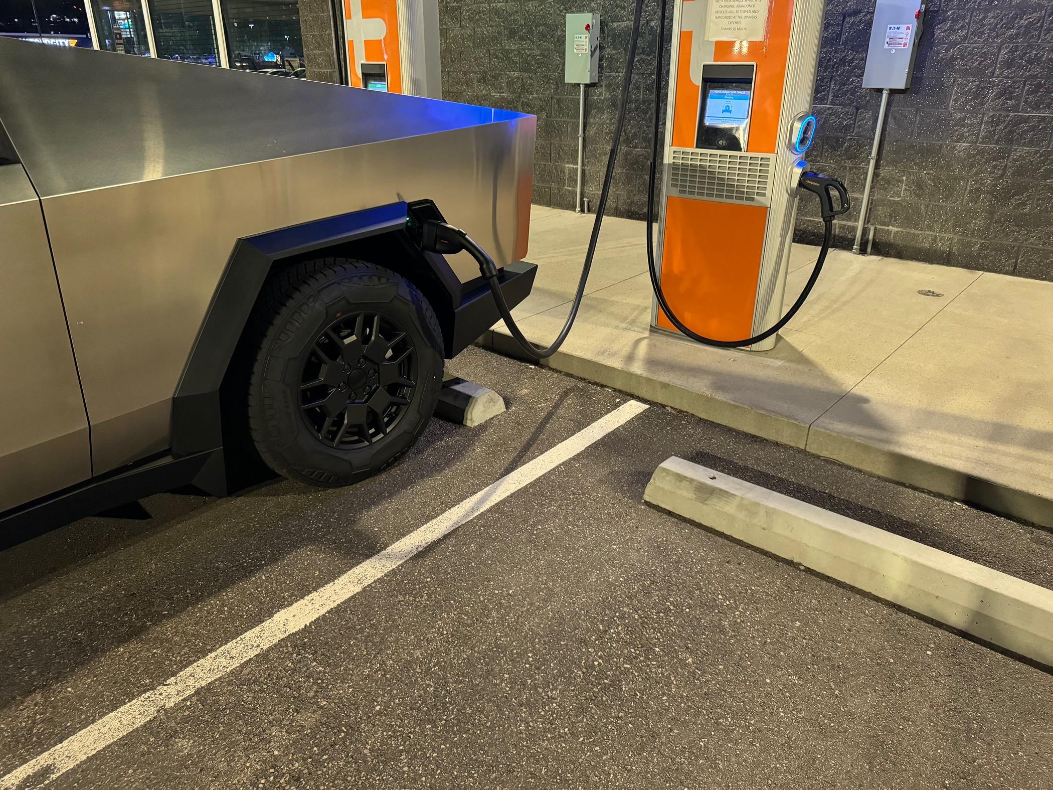 Tesla Cybertruck NO CHAdeMO or CCS 1715497632058-dr