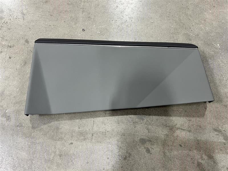 Tesla Cybertruck Tactical Grey Interior - Real Life Images [Photos] IMG_0266