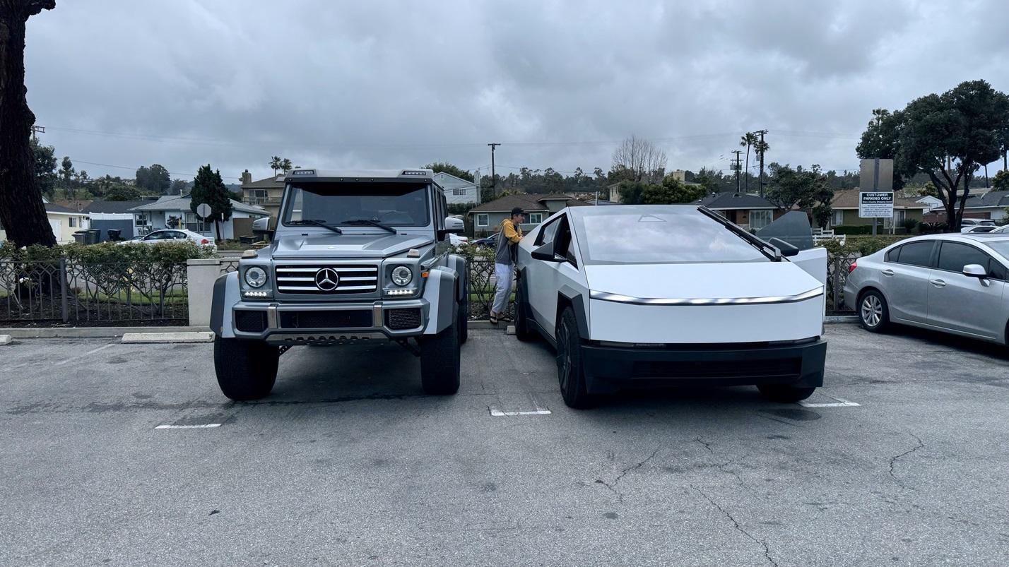 Tesla Cybertruck Daily random Cybertruck photos thread - Post Yours! 📸 🤳 IMG_1162