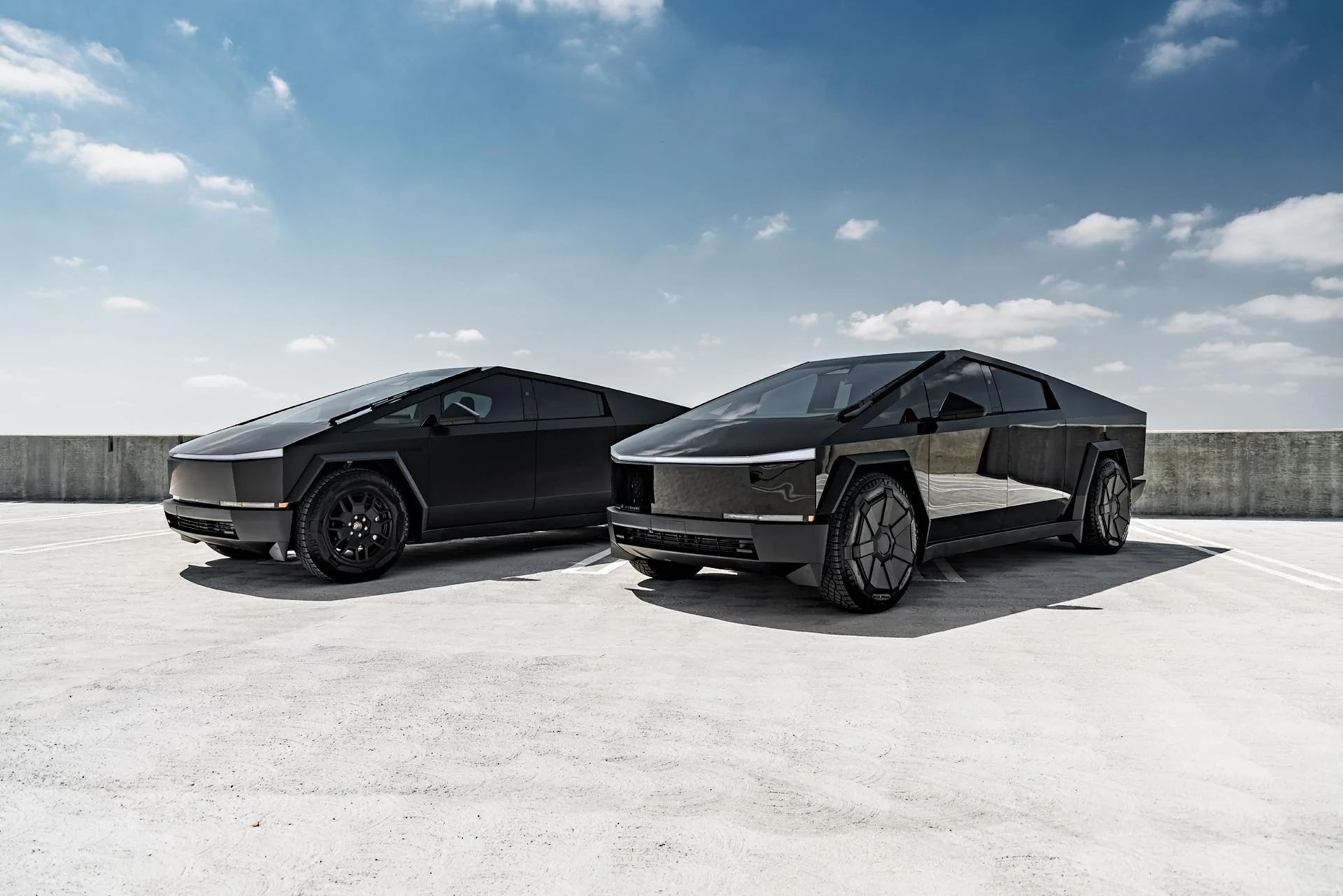 Unplugged Performance Matte Black vs Gloss Black Cybertruck Wrap 4.jpg