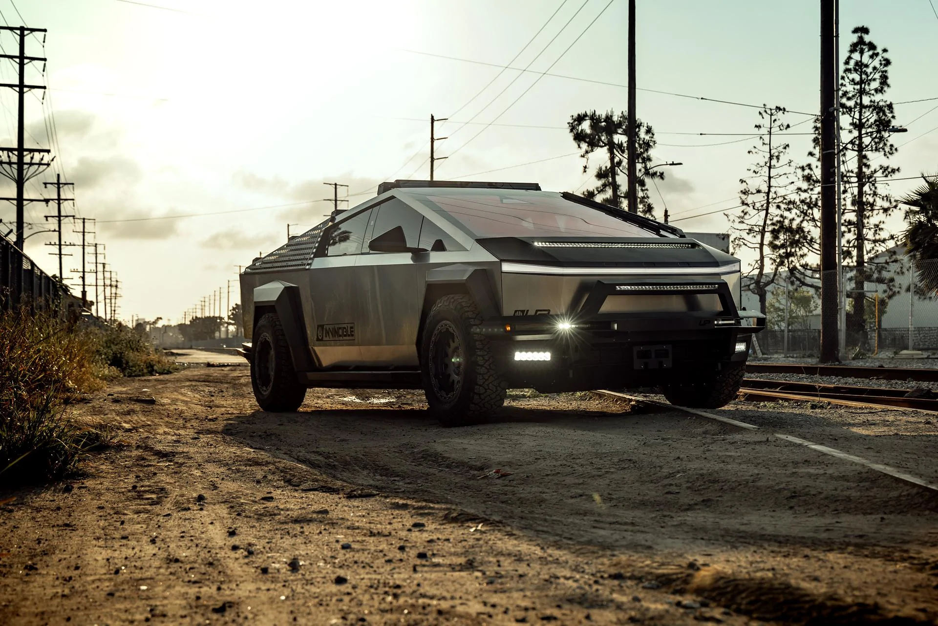 Tesla Cybertruck New UP Invincible® 50" Double Row Light Bar UP Invincible Cybertruck 1920px (6) (1)