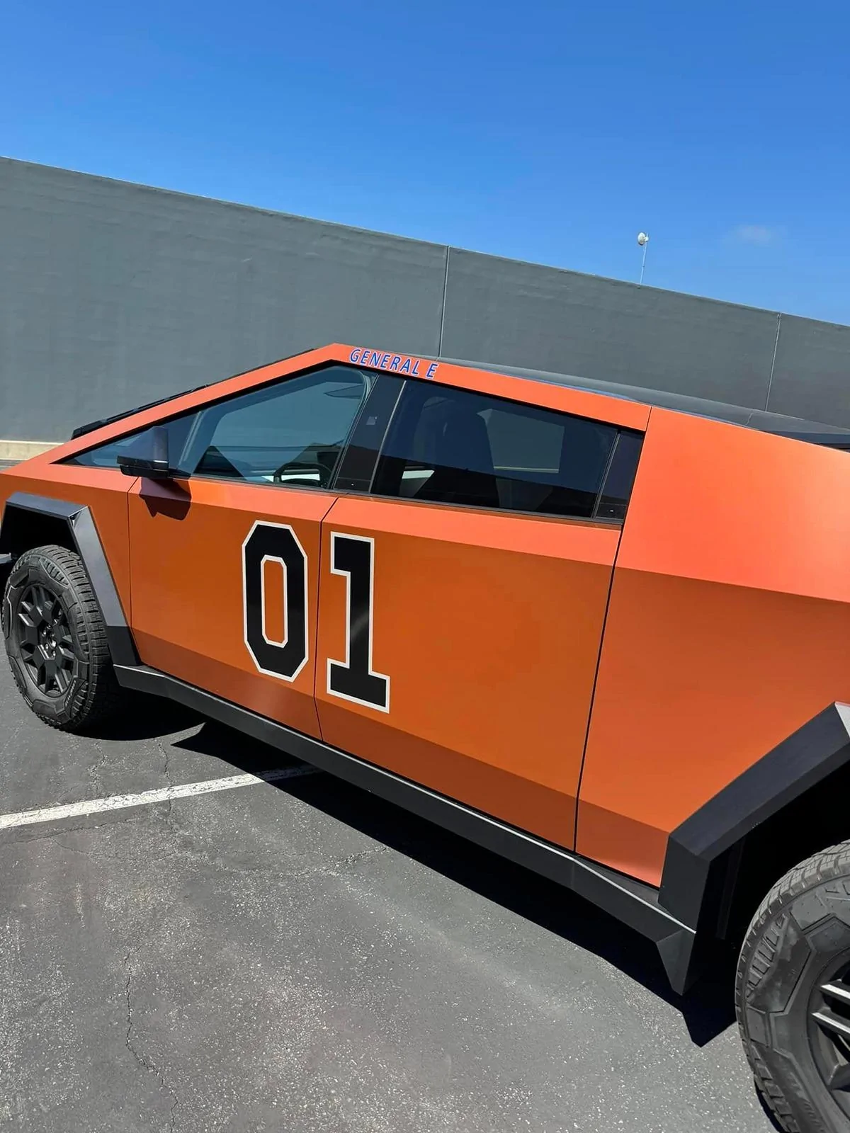 General E Wrap Cybertruck General Lee Dukes of Hazzard6.jpg