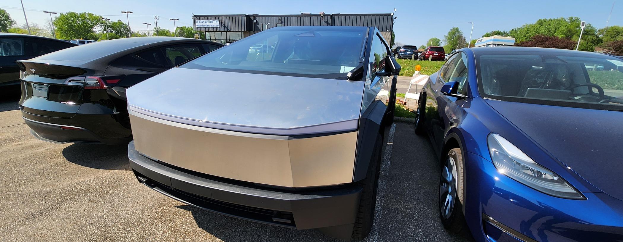 Tesla Cybertruck Minnesota 20240514_160659