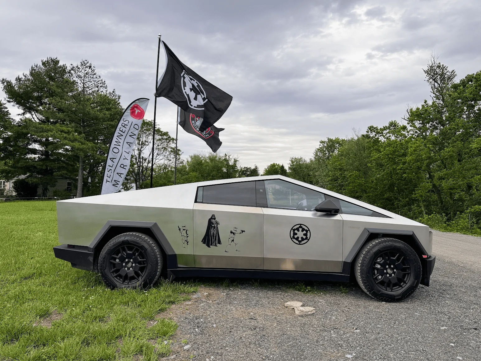 Tesla Cybertruck In honor of Star Wars Month (May the 4th and Revenge of the 6th) 1715859763161-34