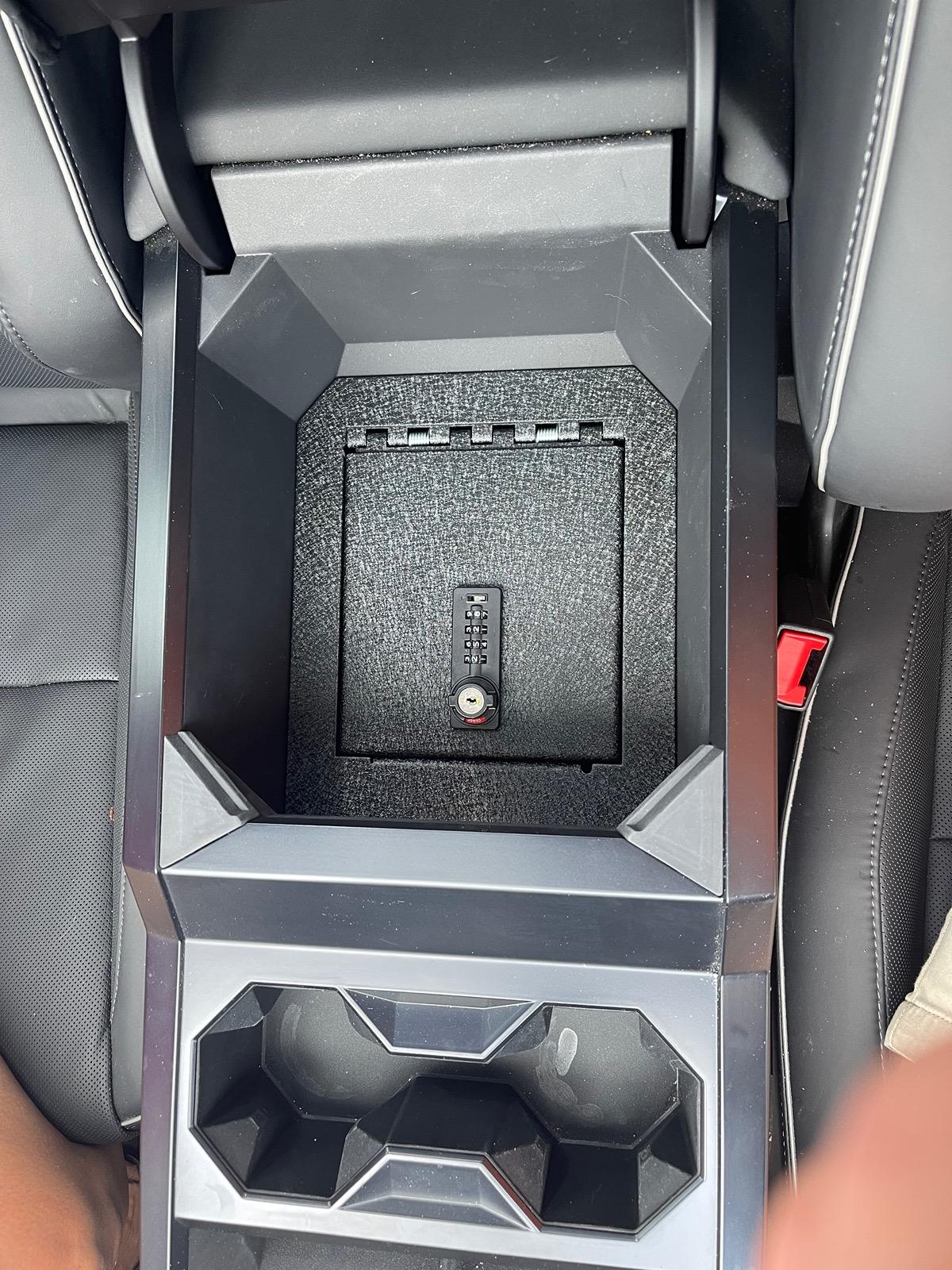Tesla Cybertruck Gun / Firearm Storage [*** Admin Warning: Storage Talk Only *** No Glorification, States, Laws, Politics or Usage Discussions] IMG_7320