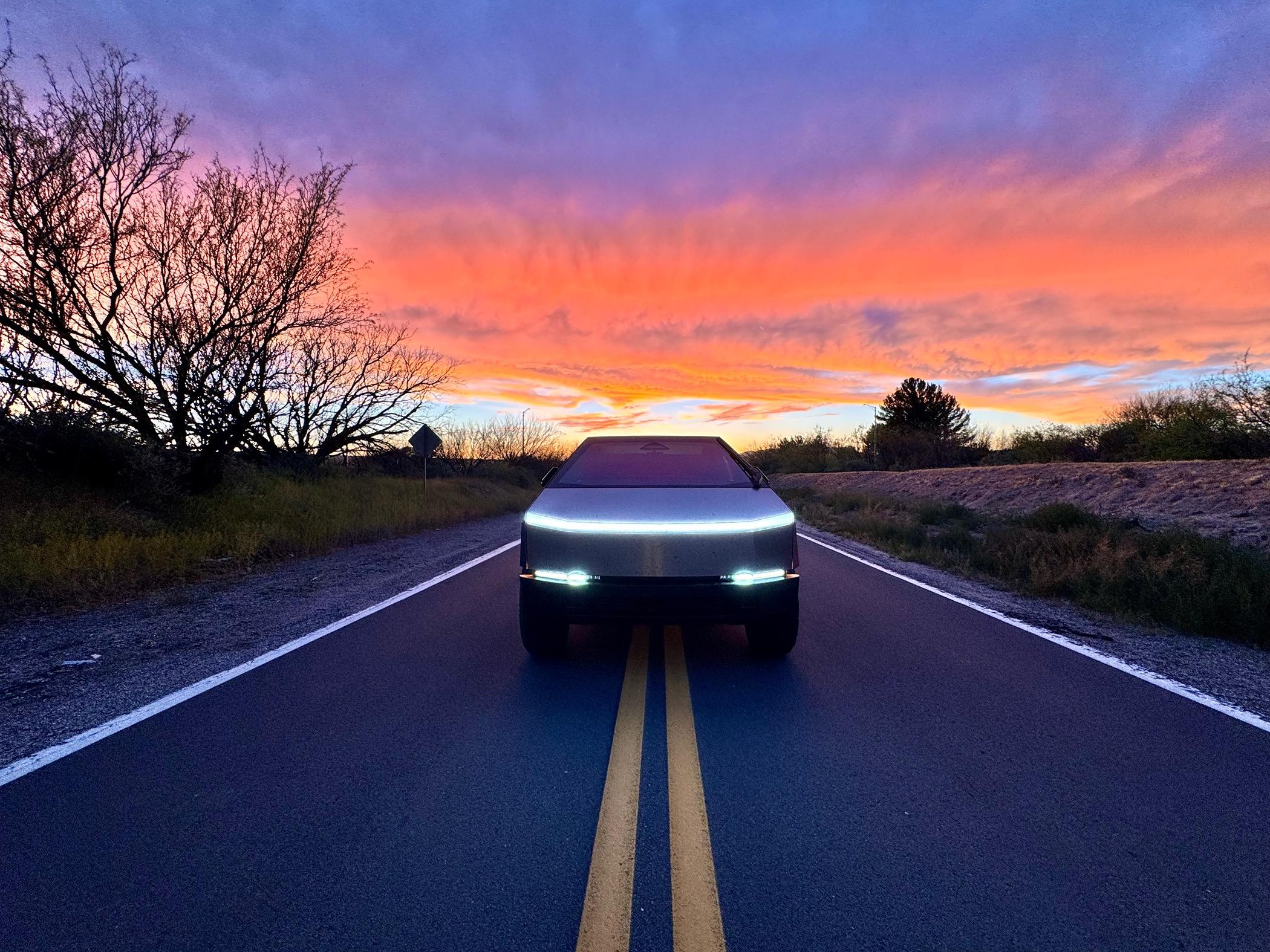 Tesla Cybertruck Daily random Cybertruck photos thread - Post Yours! 📸 🤳 IMG_4667