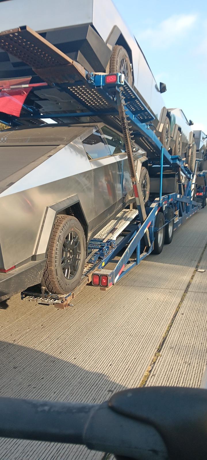 Tesla Cybertruck Daily random Cybertruck photos thread - Post Yours! 📸 🤳 20240508_181314