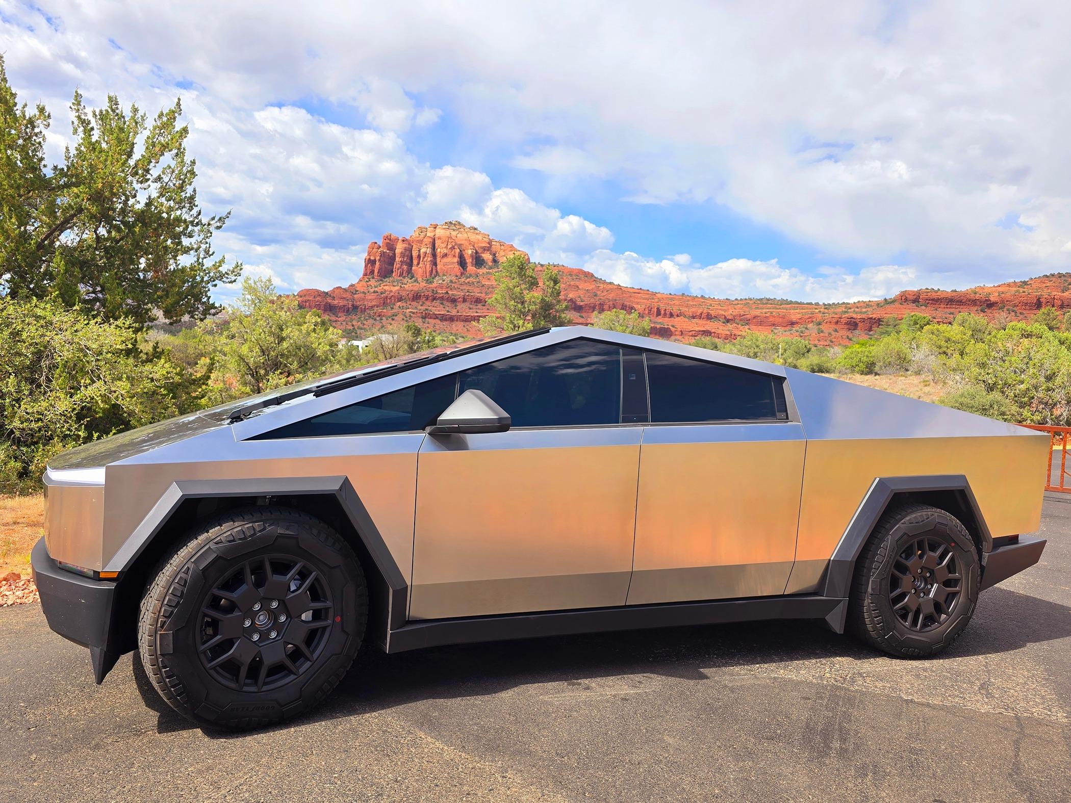 Tesla Cybertruck Daily random Cybertruck photos thread - Post Yours! 📸 🤳 1000007936