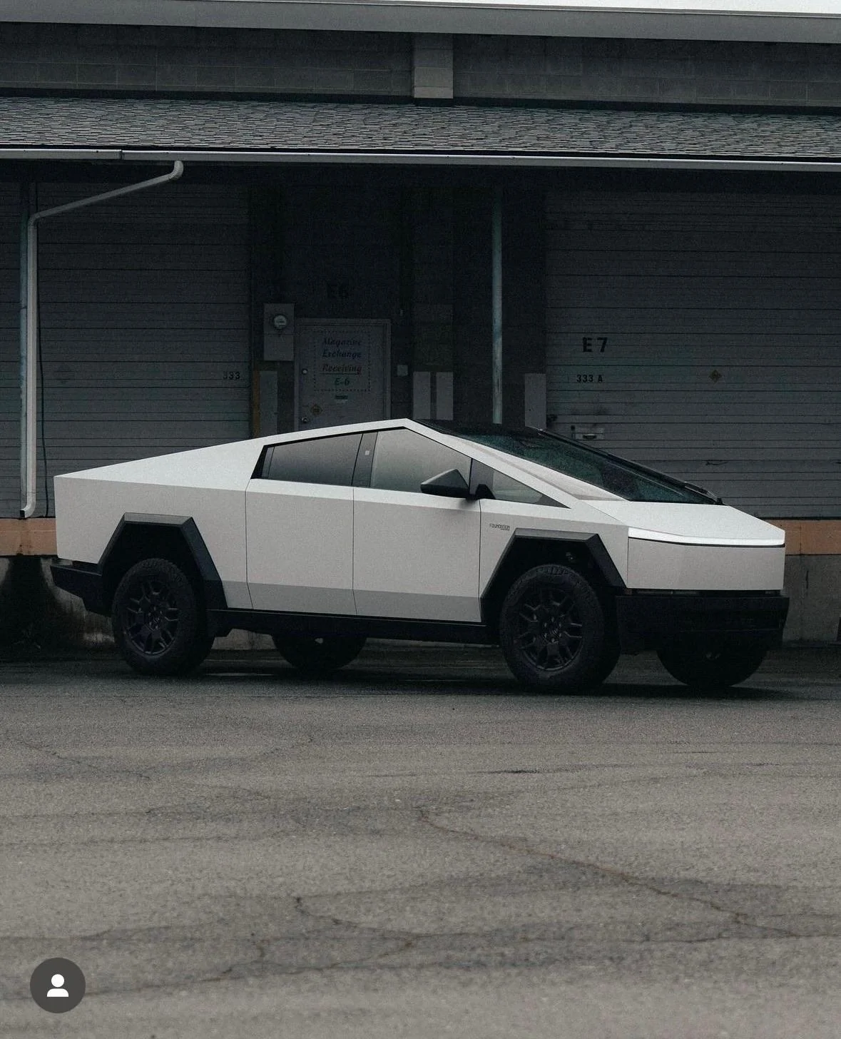 Tesla Cybertruck Wrapped with 3M 2080 Satin Flip Ghost Pearl Vinyl Wrap | SP280 IMG_7155