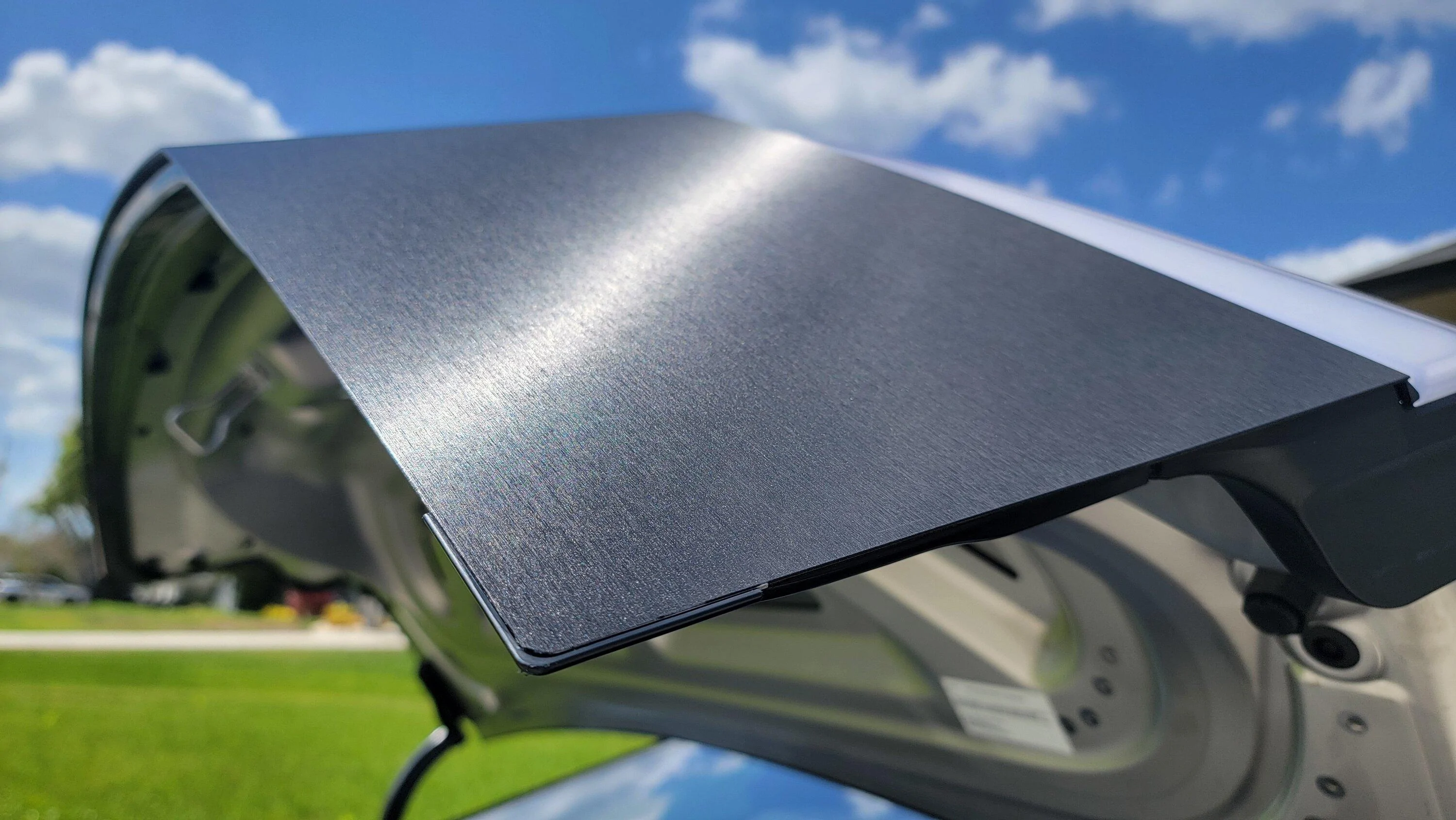 Tesla Cybertruck Cybertruck Wrapped in 3M 2080 - Brushed Black Metallic 20240312_144954