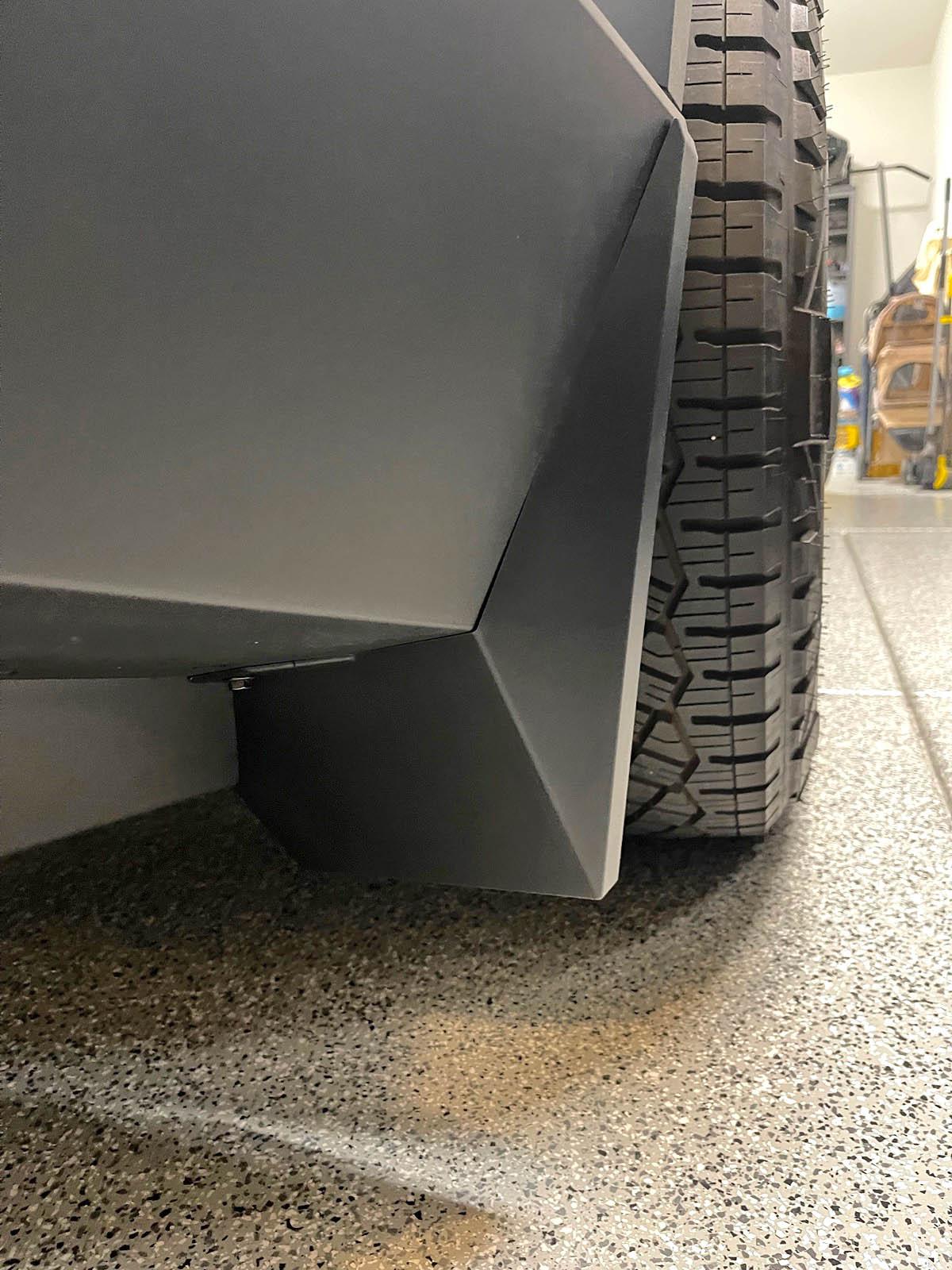 Tesla Cybertruck Mud Flaps Installed on Cybertruck - First Photos cybertruck mud flaps installed 2