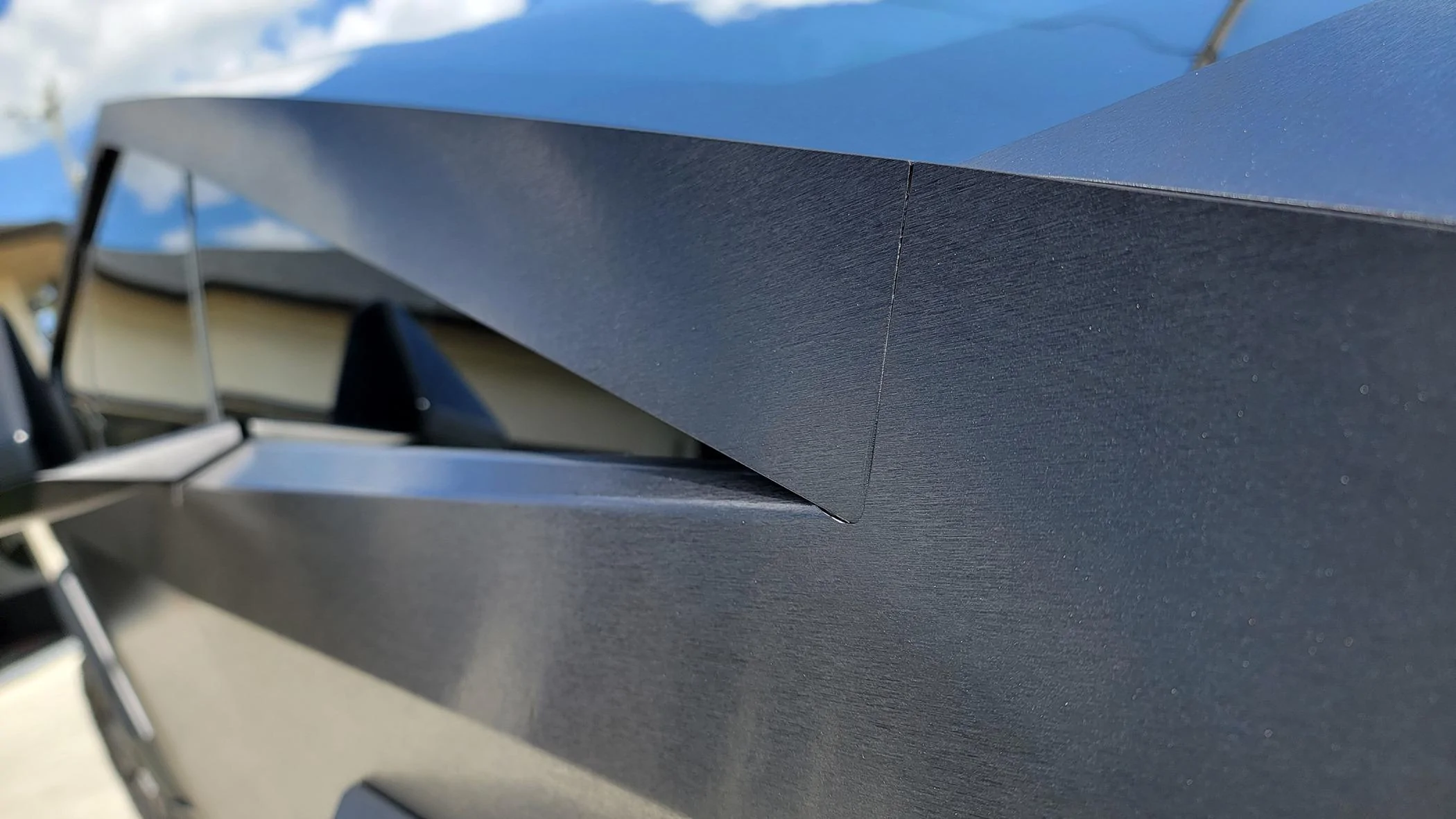 Tesla Cybertruck Cybertruck Wrapped in 3M 2080 - Brushed Black Metallic 20240312_143225-jpg