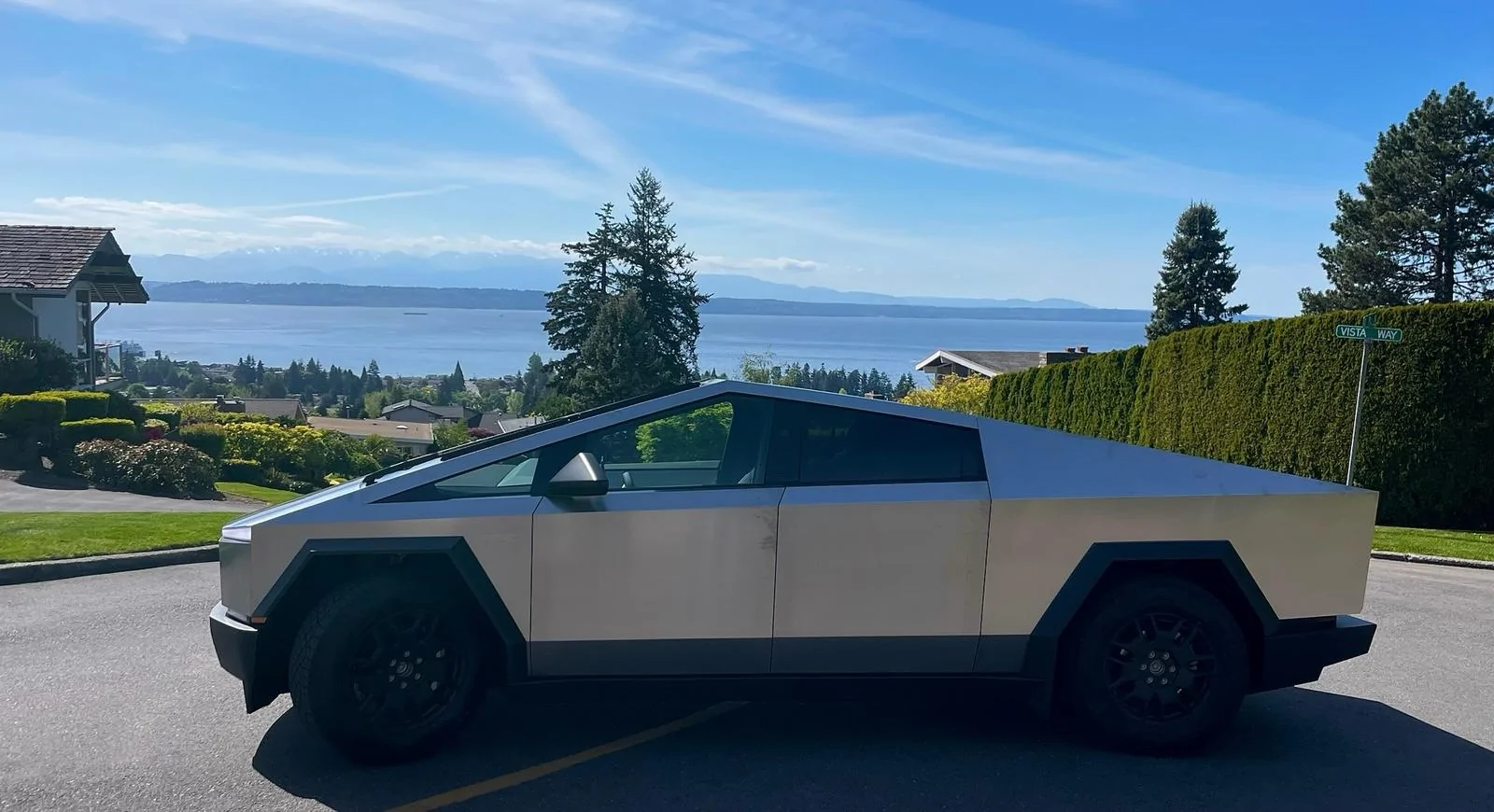 Tesla Cybertruck Seattle delivery, VIN 74xx, RN1127478XX, early thoughts IMG_20240515_195920