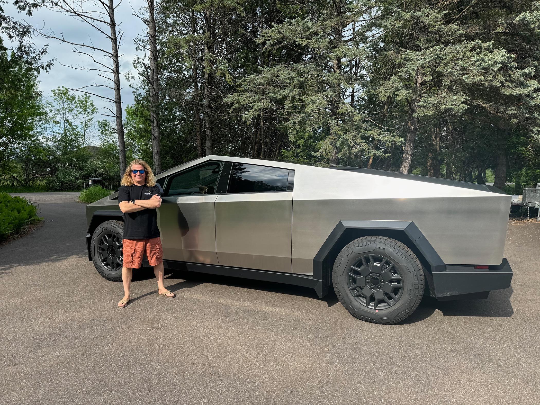 Tesla Cybertruck Minnesota IMG_3795