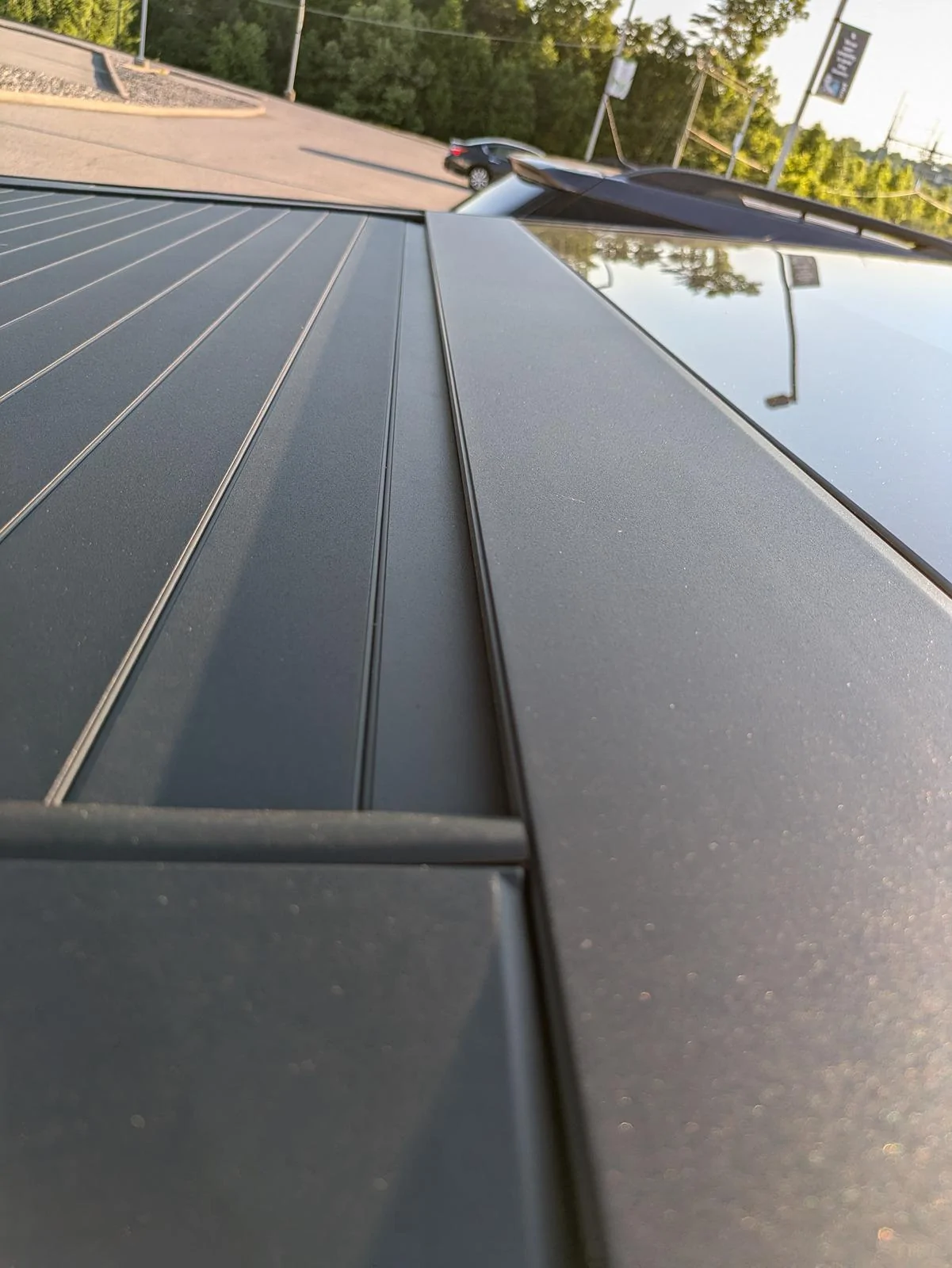 Tesla Cybertruck Tonneau Gap PXL_20240521_232723303