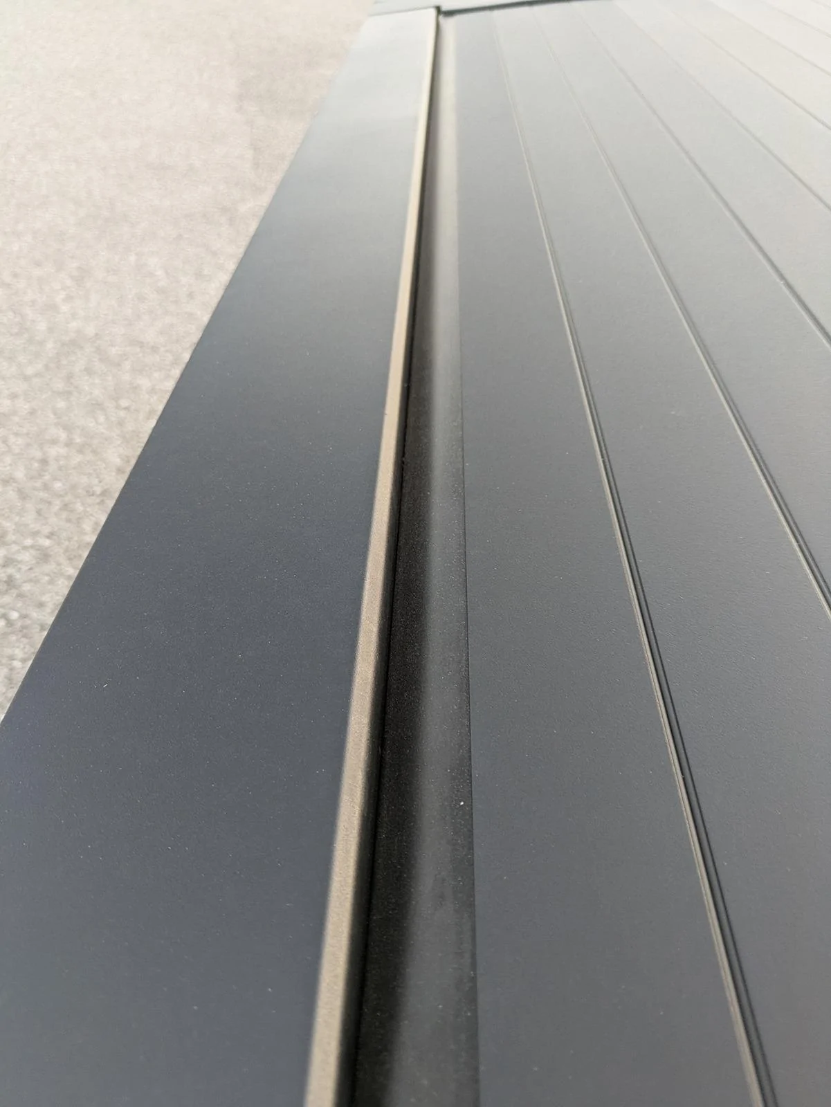 Tesla Cybertruck Tonneau Gap PXL_20240522_003919234