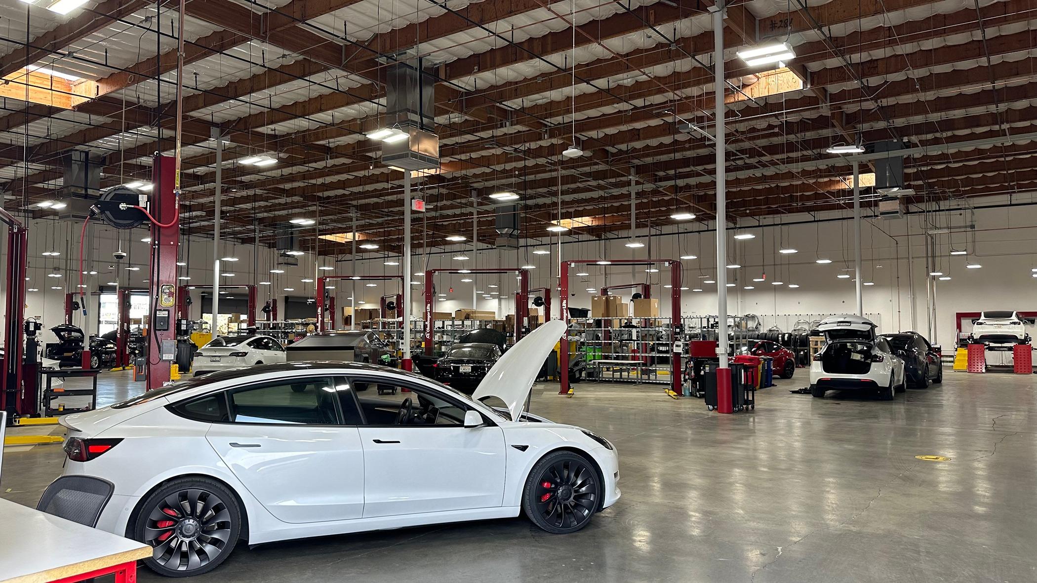 Tesla Cybertruck Cybertruck service experience - over $2000 in towing and 4 weeks of waiting, still in Tesla San Jose Collision Center IMG_5430
