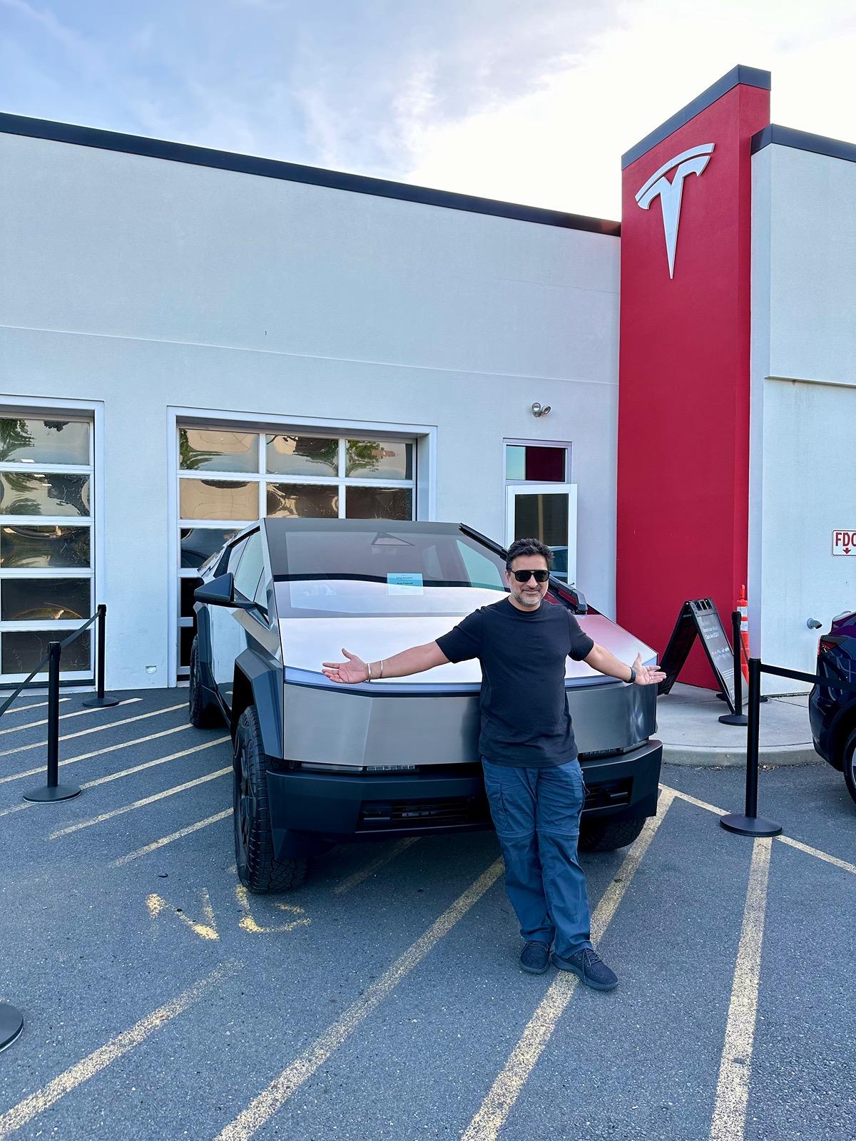 Tesla Cybertruck Yet another Review with Cybertruck PROS / CONS from a longtime Tesla owner .. IMG_8383
