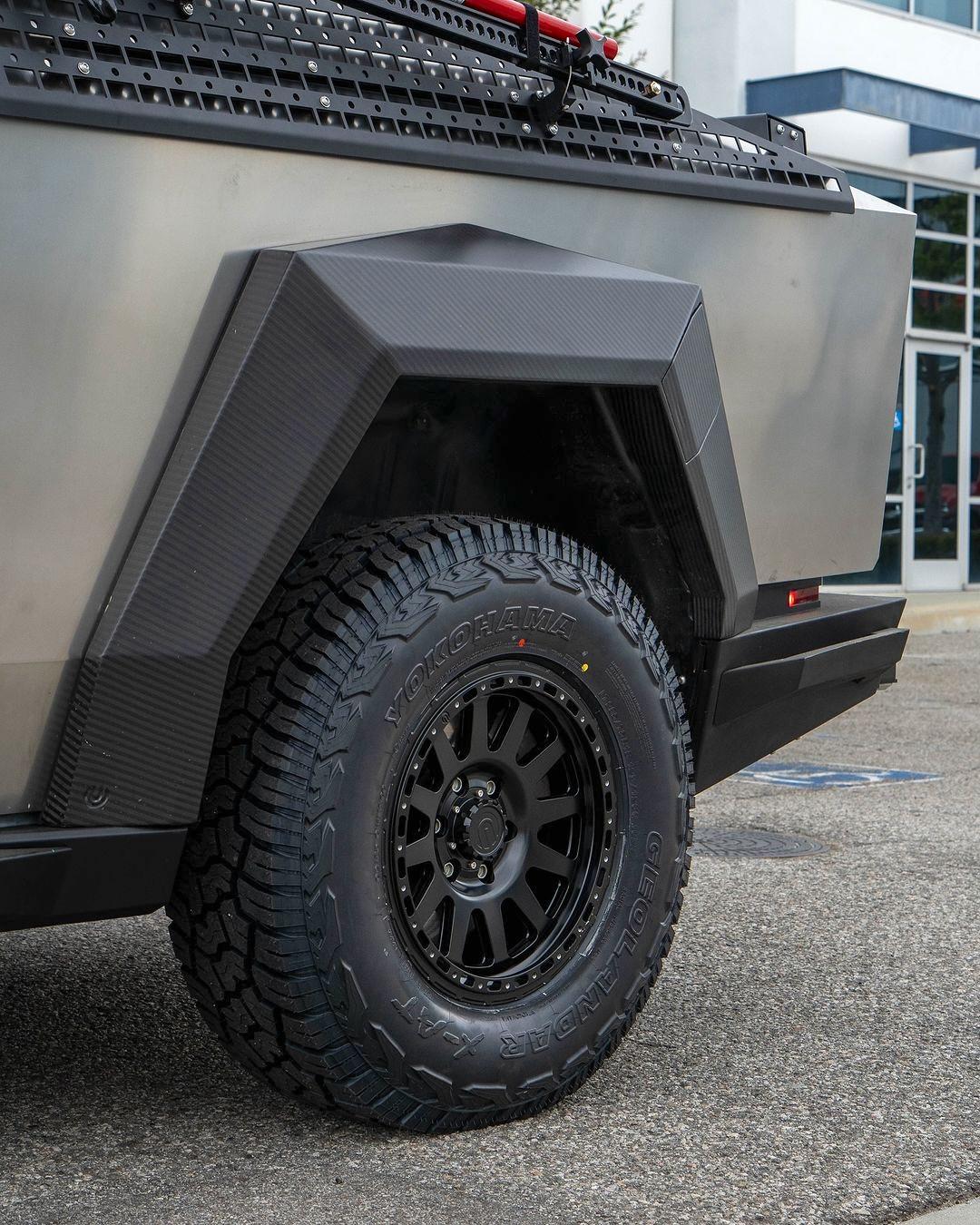 Tesla Cybertruck Unplugged Performance UP-03 18" Beadlock Wheels Unplugged Performance UP-03 18%22 Beadlock Wheels 2