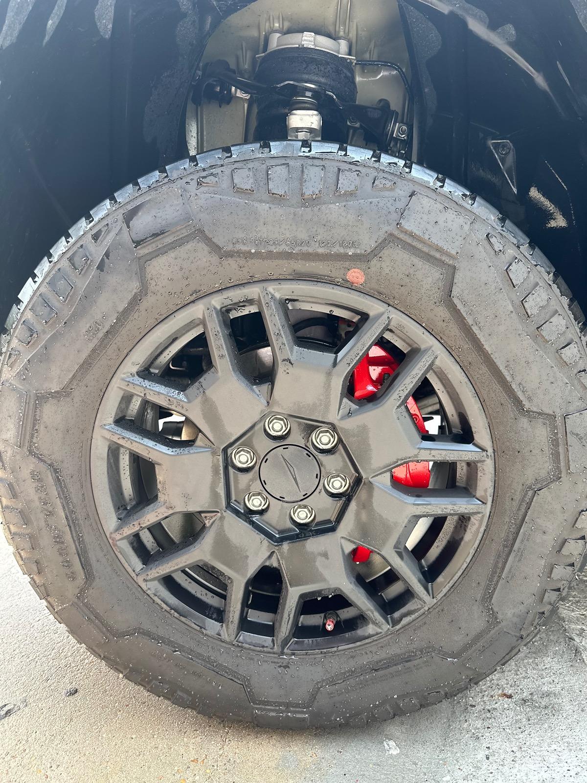 Tesla Cybertruck Painting Calipers - Anyone jack up their truck? 73800407341__0308FF98-0D65-47EC-ADBC-B50A672E4595