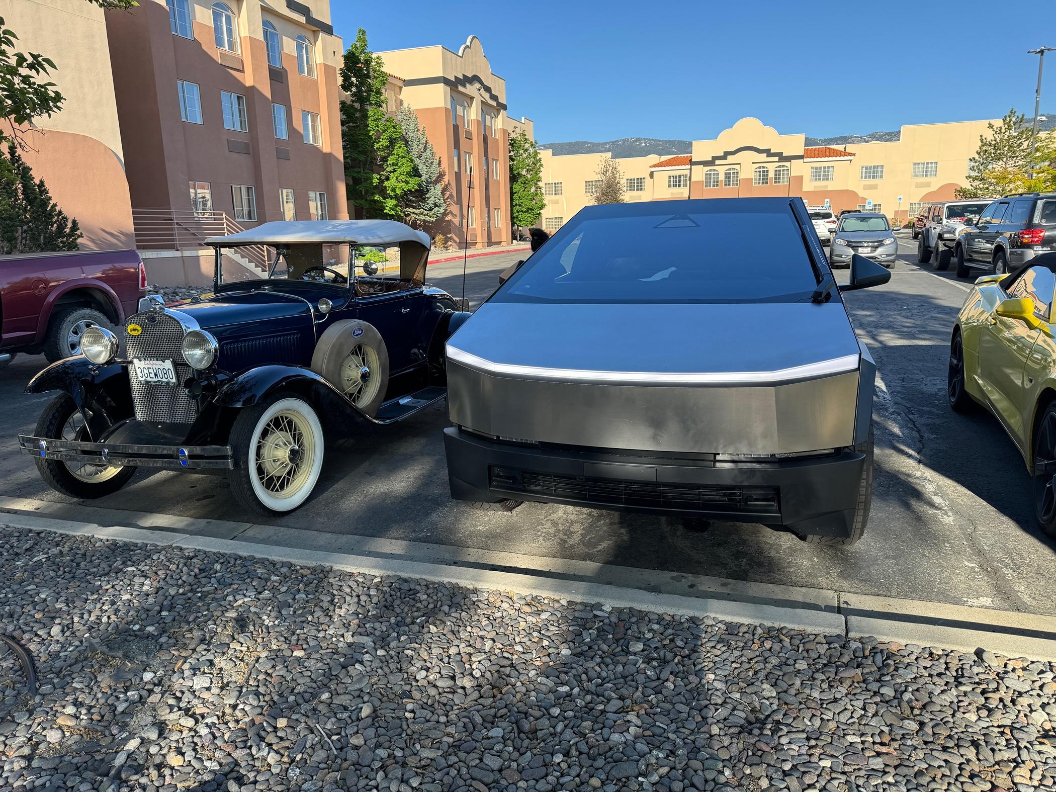 Tesla Cybertruck Daily random Cybertruck photos thread - Post Yours! 📸 🤳 IMG_5102