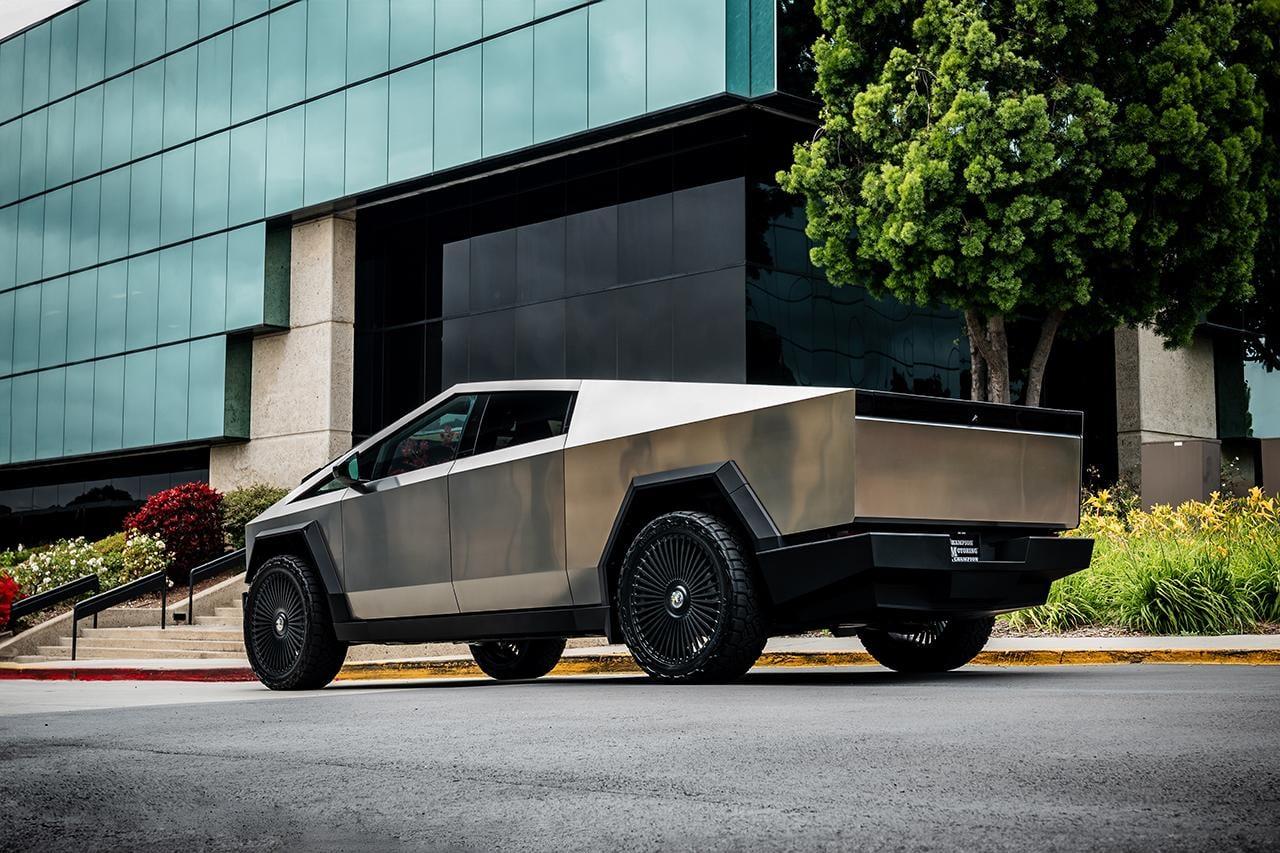 Tesla Cybertruck Cybertruck Aftermarket Wheels & Tires Photos + Info Compilation AGLuxury AGL45 Cybertruck 1