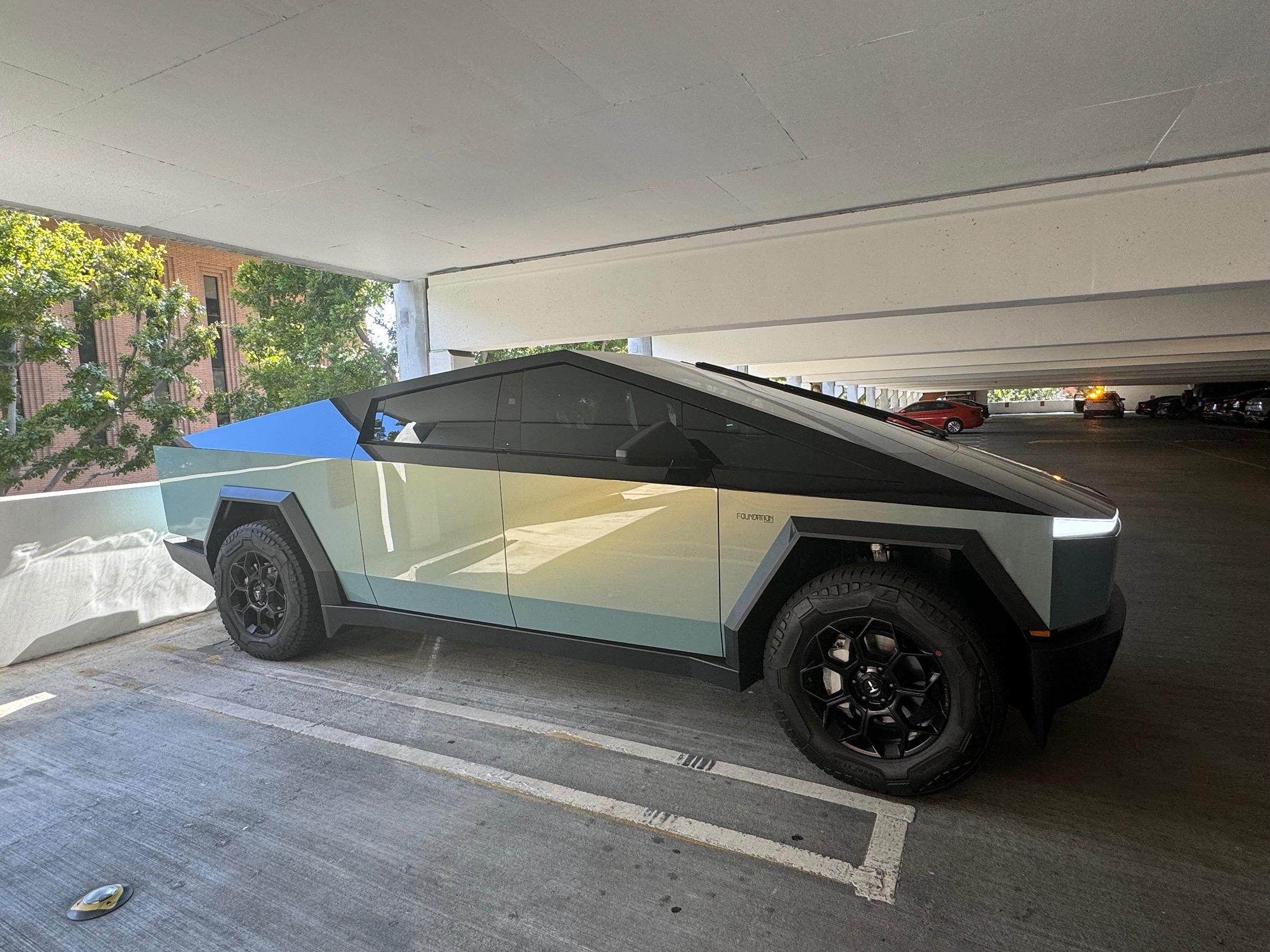 Tesla Cybertruck Two Tone Cybertruck : Top Wrap in Gloss Black PPF w/ Stainless Steel Bottom IMG_6991