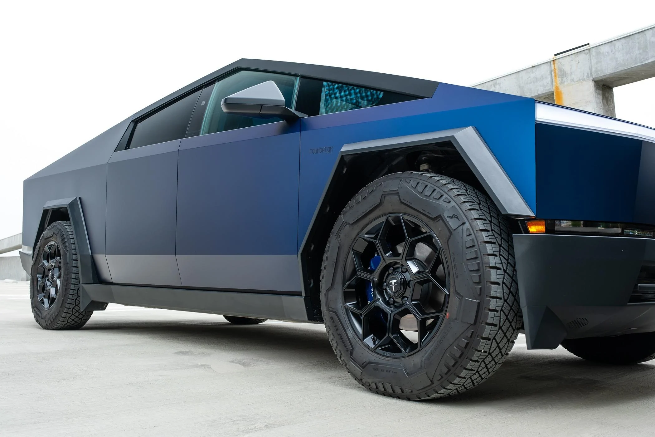 Tesla Cybertruck BLUE / BLURPLE / PURPLE Vinyl Wrap & PPF Cybertruck -- Photos & Videos avery-satin-frozen-ocean-ct7-20-wheels-cybertruck-07