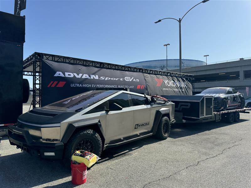 Tesla Cybertruck UP Invincible Cybertruck at Electrify Expo w/ 18" UP-03 Beadlocks on Geolandar Tires! 445227877_10227125694461621_5897062003815799618_n