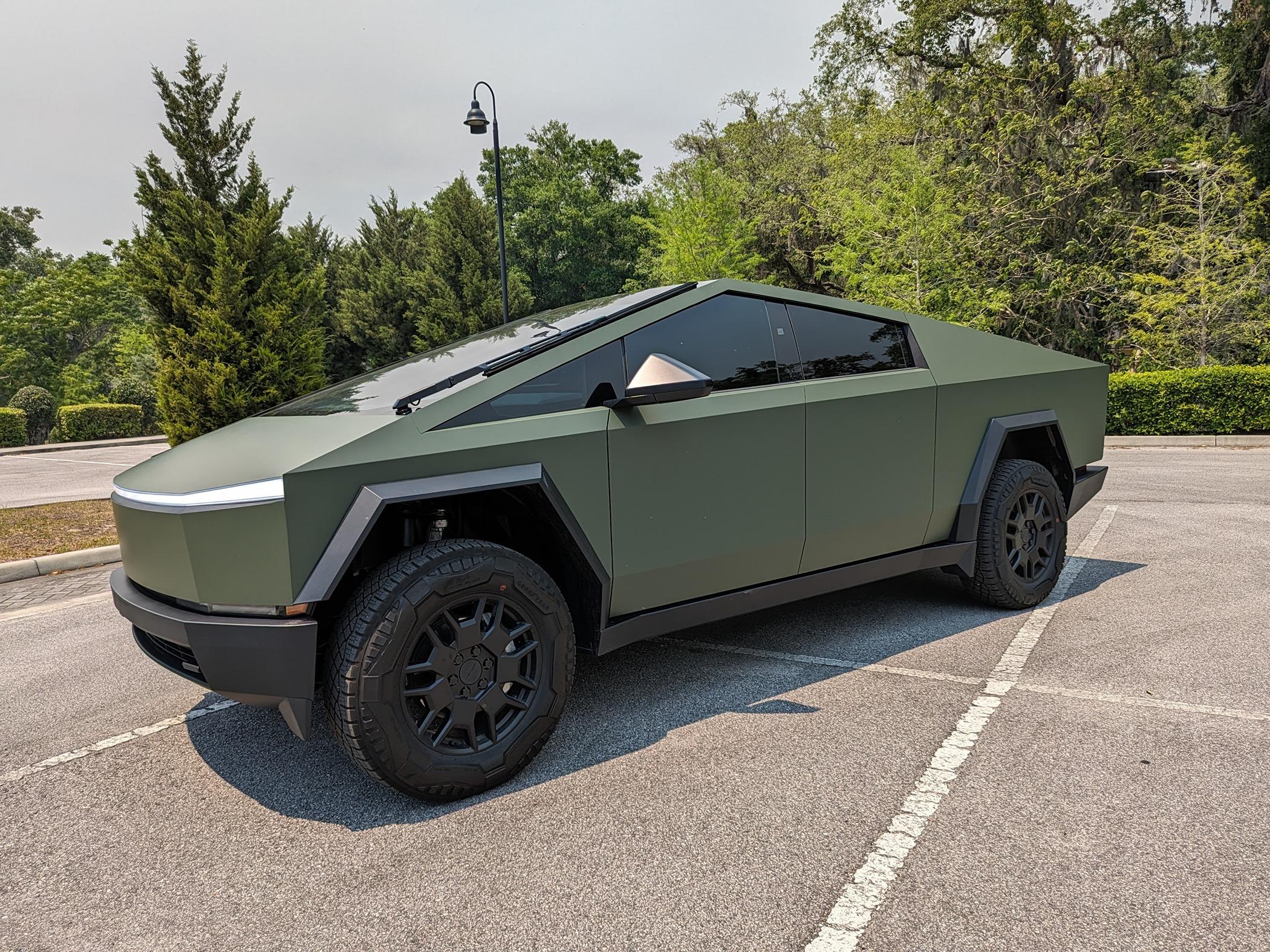 Tesla Cybertruck TSportline DIY Cybertruck Wrap Experience & Results: 3M Satin Vampire Red SP273 PXL_20240416_180237301
